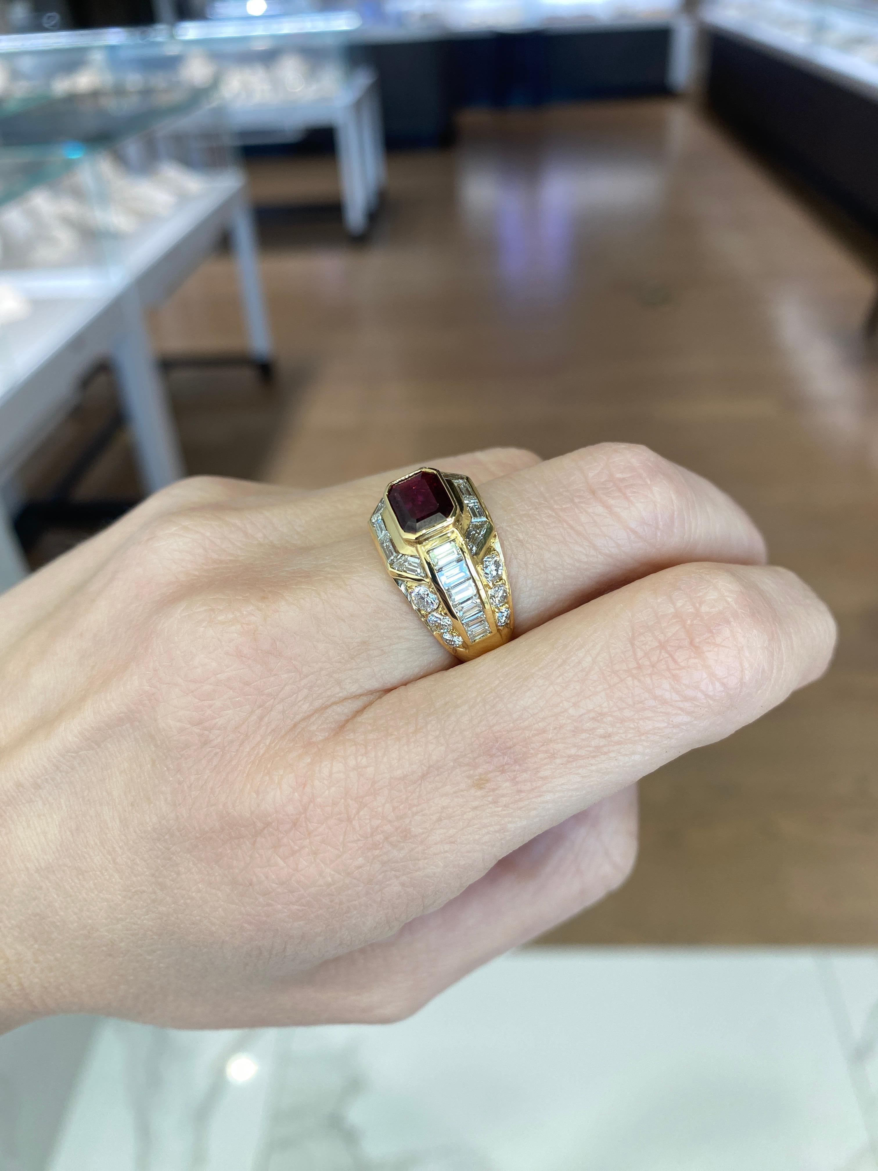 1.40 Carat Emerald Cut Thai Ruby and Diamond 18k Yellow Gold Cocktail Ring  For Sale 4