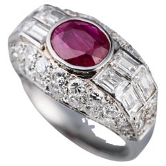 1,40 Karat französischer Art-Déco-Ring mit Rubin und Diamant