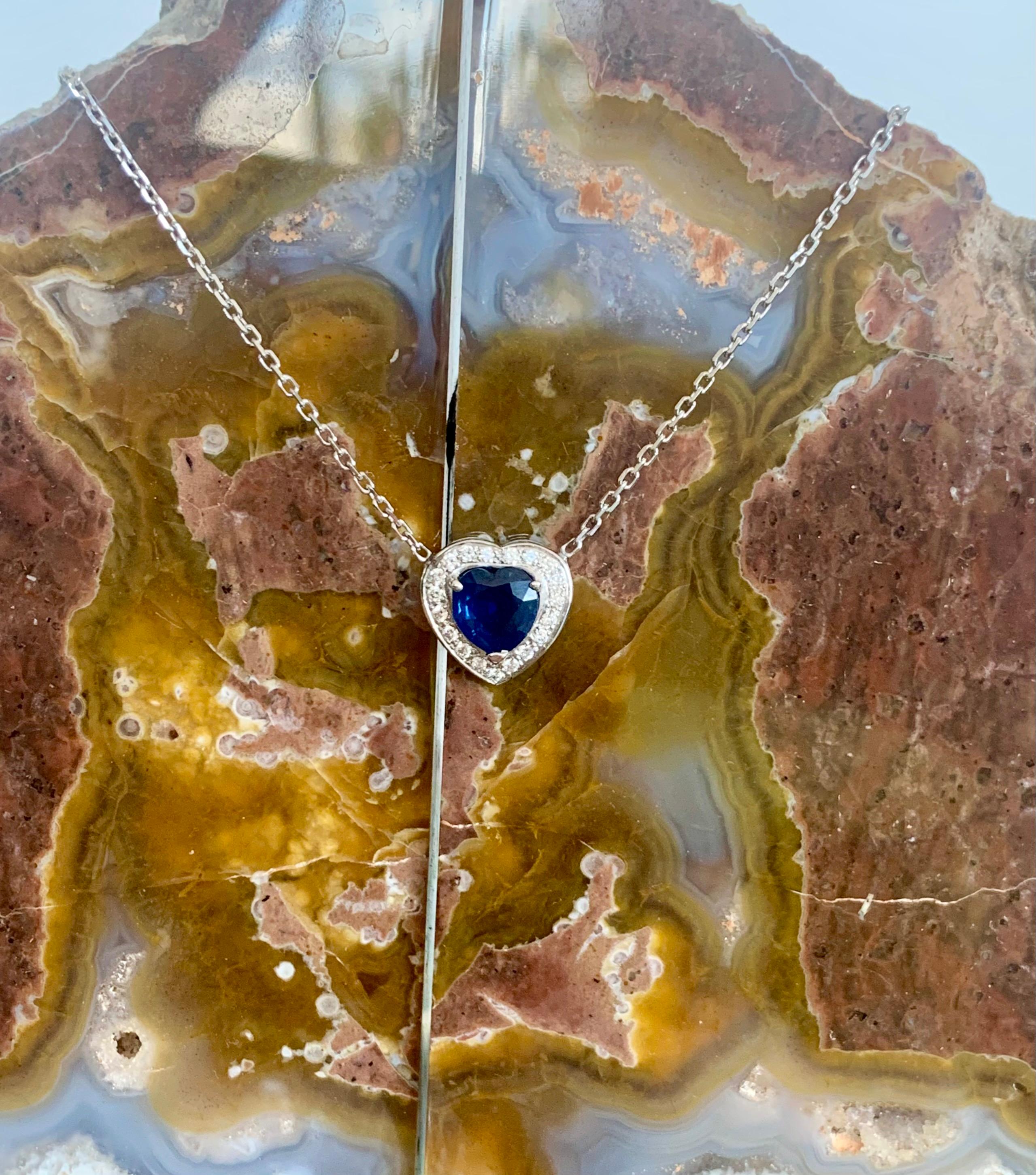 Halskette mit 1,40 Karat Herz-Saphir-Diamanten aus 18 Karat Weigold Damen im Angebot