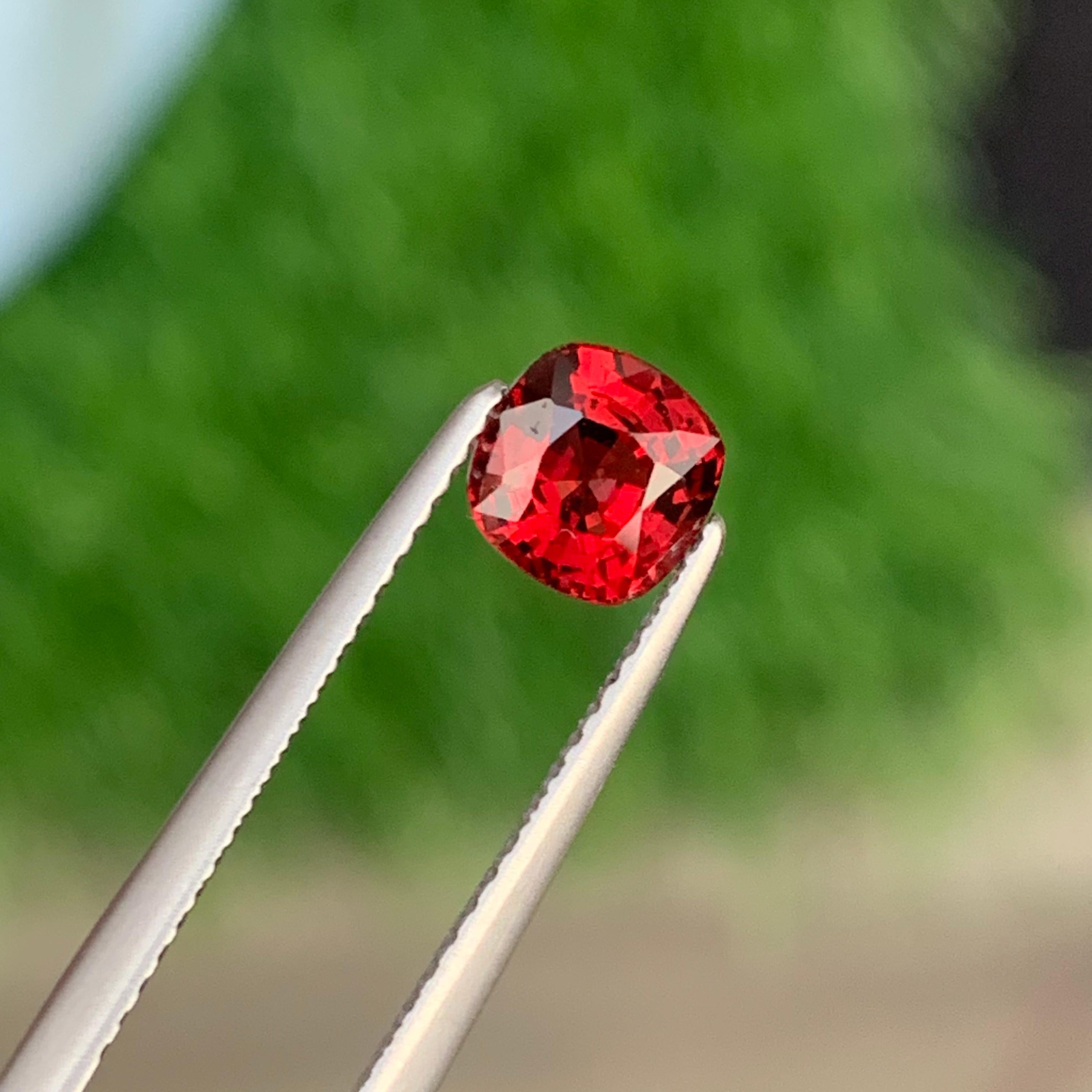 1.40 Carat Loose Burmese Red Spinel  Faceted Red Spinel from Myanmar For Sale 2
