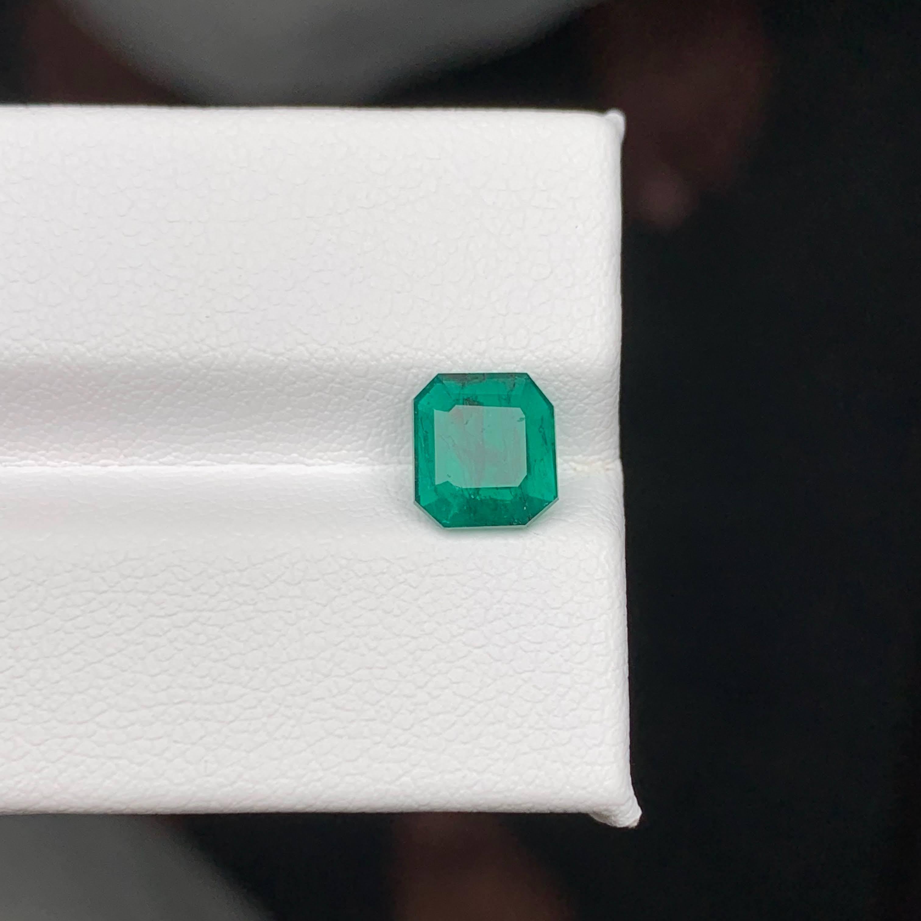1.40 Carat Loose Natural Loose Emerald Stone Asscher Cut Gemstone From Pakistan For Sale 6