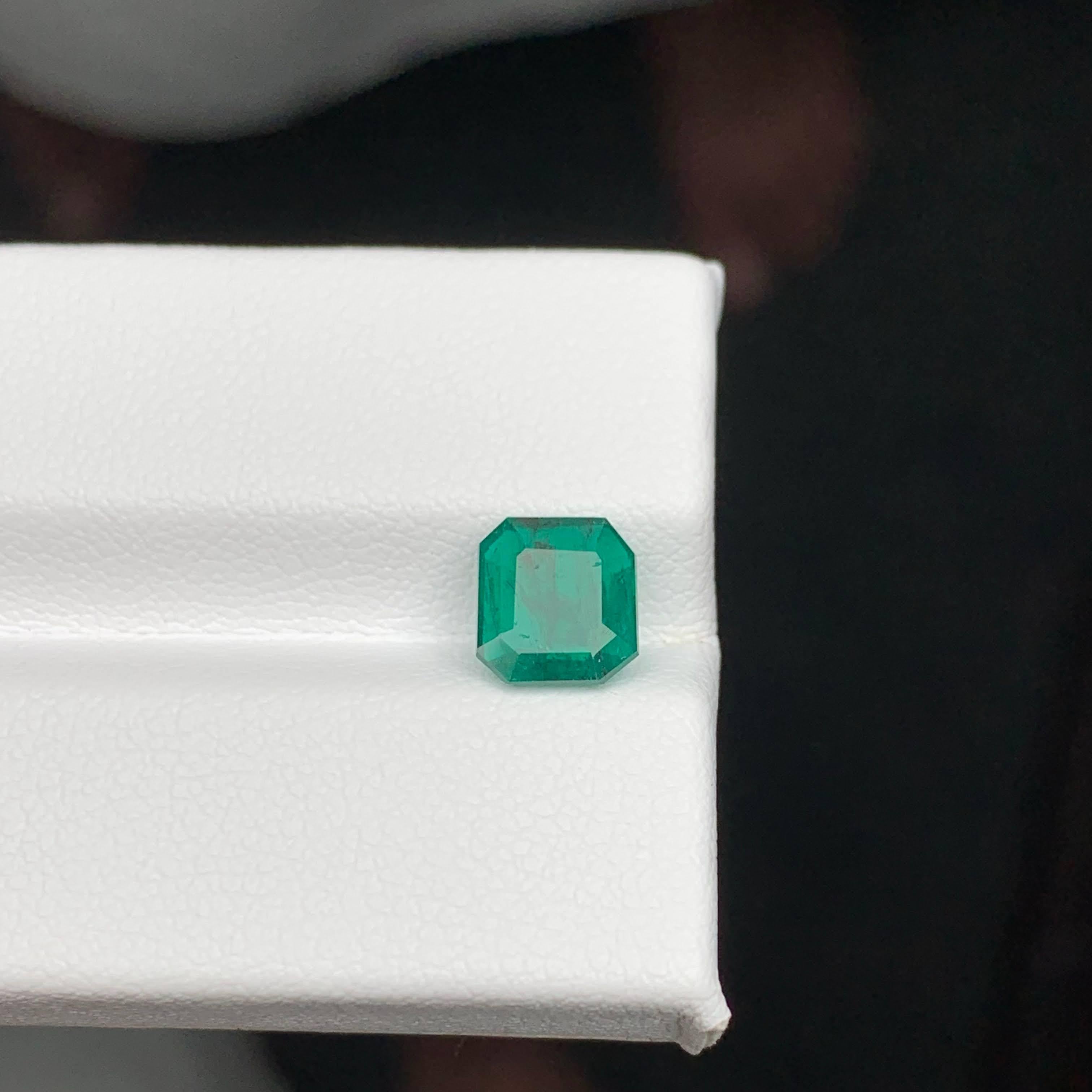 1.40 Carat Loose Natural Loose Emerald Stone Asscher Cut Gemstone From Pakistan For Sale 4