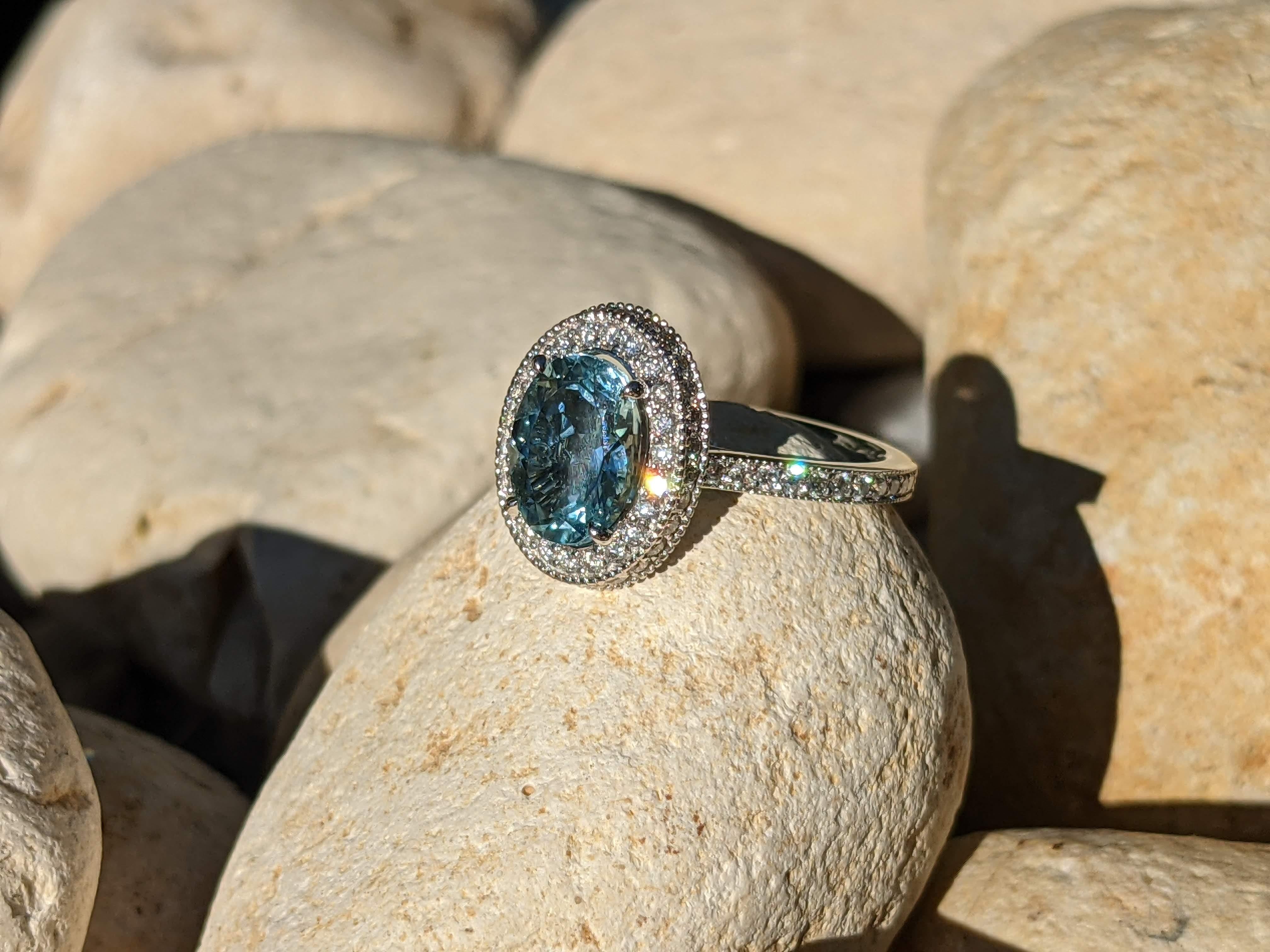 Art Déco 1,40 carati di acquamarina naturale 0,51 carati di diamanti bianchi in oro bianco 18 carati in vendita