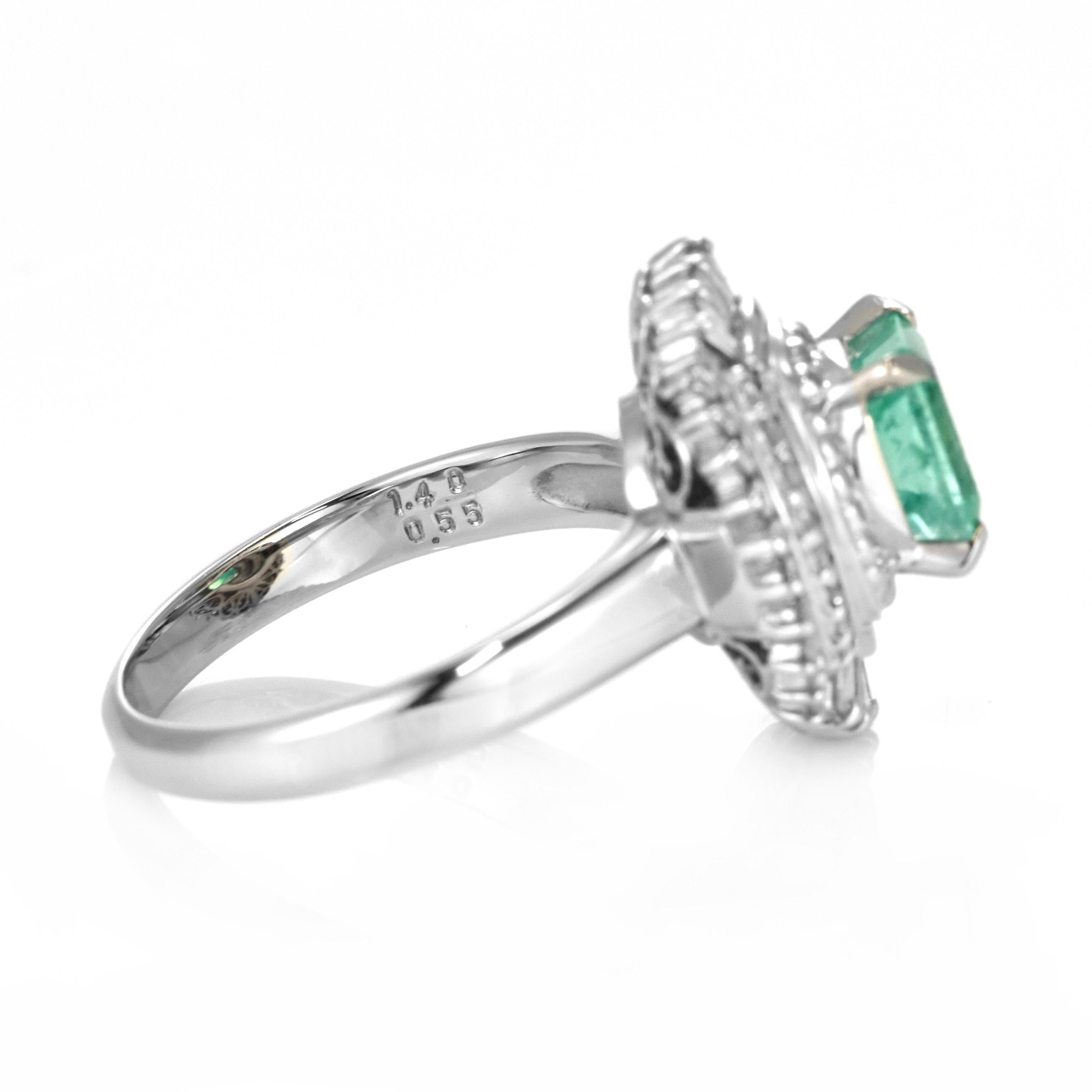 1,40 Karat natürlicher kolumbianischer Smaragd & Diamant Ballerina-Ring aus Platin im Angebot 2
