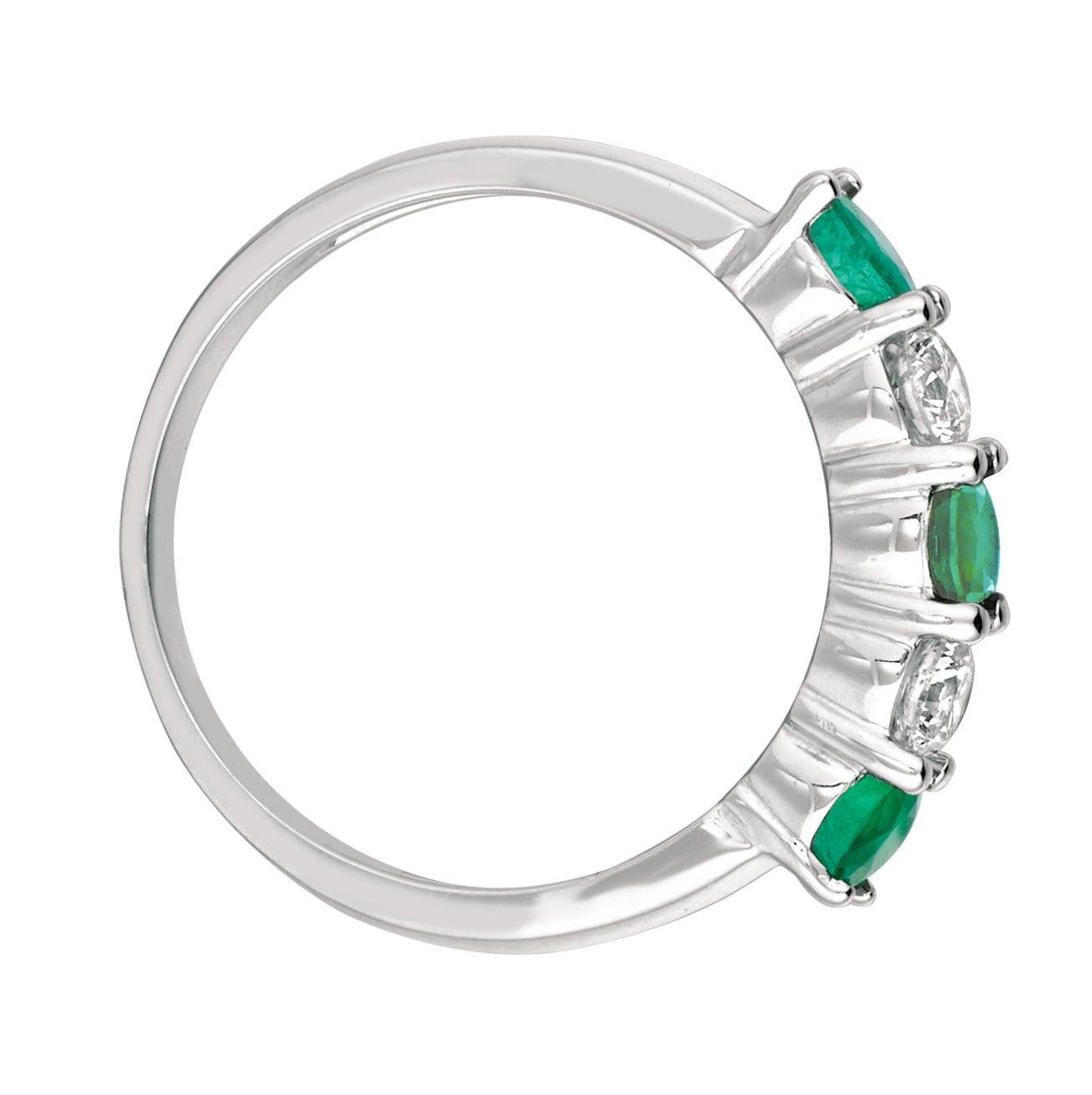 For Sale:  1.40 Carat Natural Diamond and Emerald Ring Band 14 Karat White Gold 3