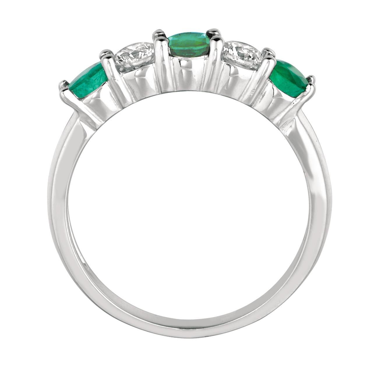 
1.40 Carat Natural Diamond and Emerald Round Cut Ring G SI 14K White Gold

    100% Natural Diamonds and Emeralds 
    1.40CTW
    Color G-H 
    Clarity SI  
    14K White Gold  Prong style,   3.00 grams
    3 mm in width  
    Size 7
    3