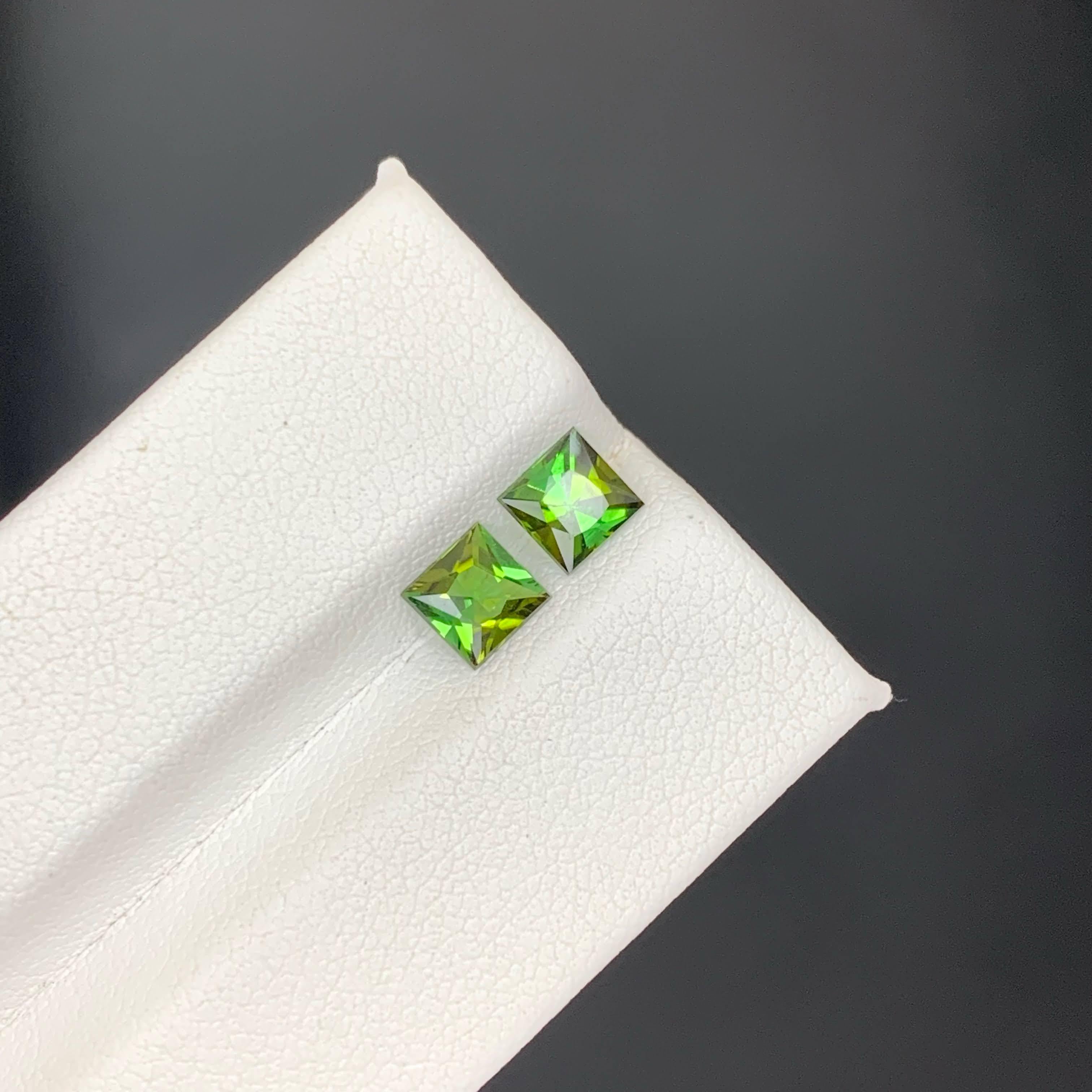 1,40 carati naturali sciolti in 2 pezzi di tormalina verde taglio Asscher Gemme afgane In condizioni Nuovo in vendita a Bangkok, TH