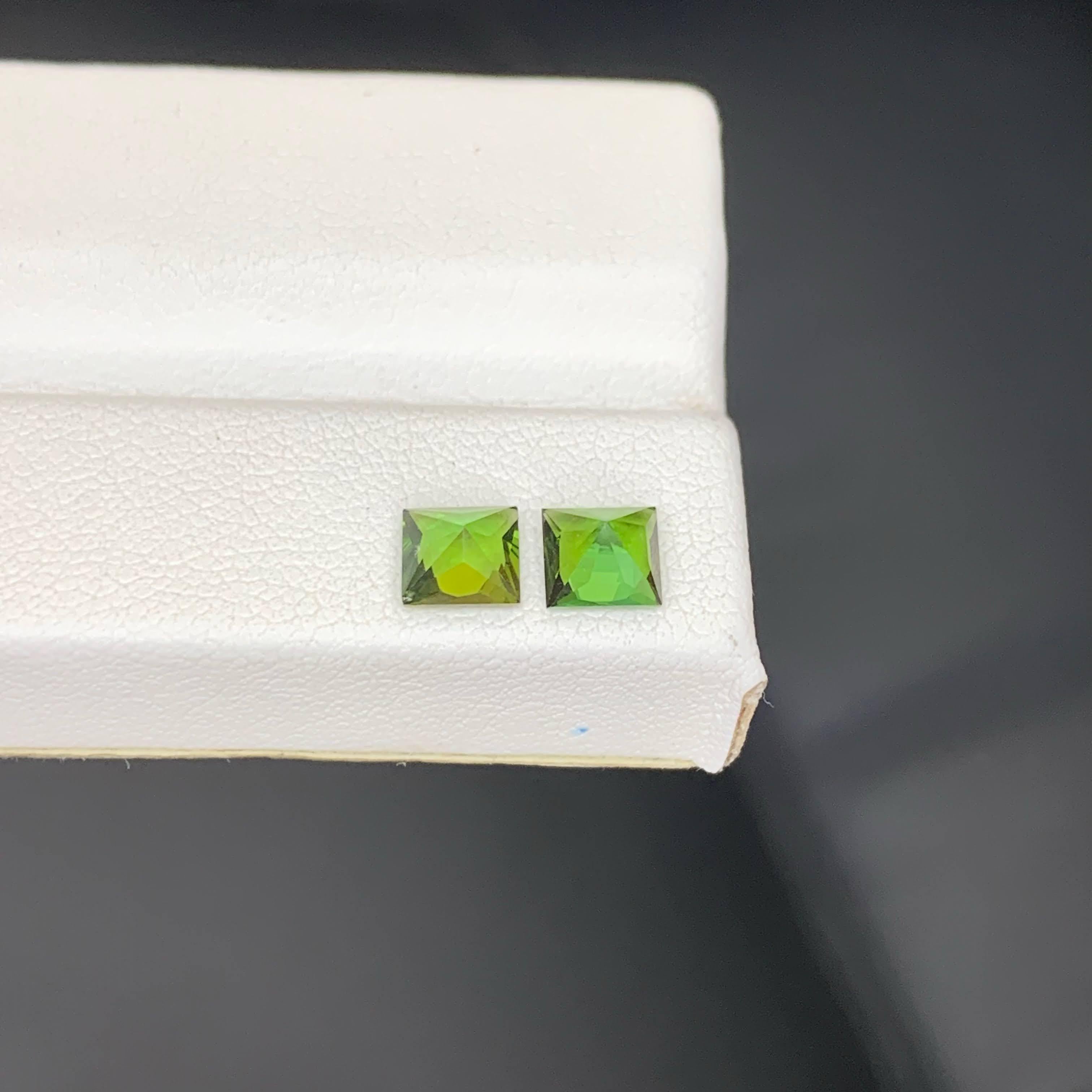 1,40 carati naturali sciolti in 2 pezzi di tormalina verde taglio Asscher Gemme afgane in vendita 3