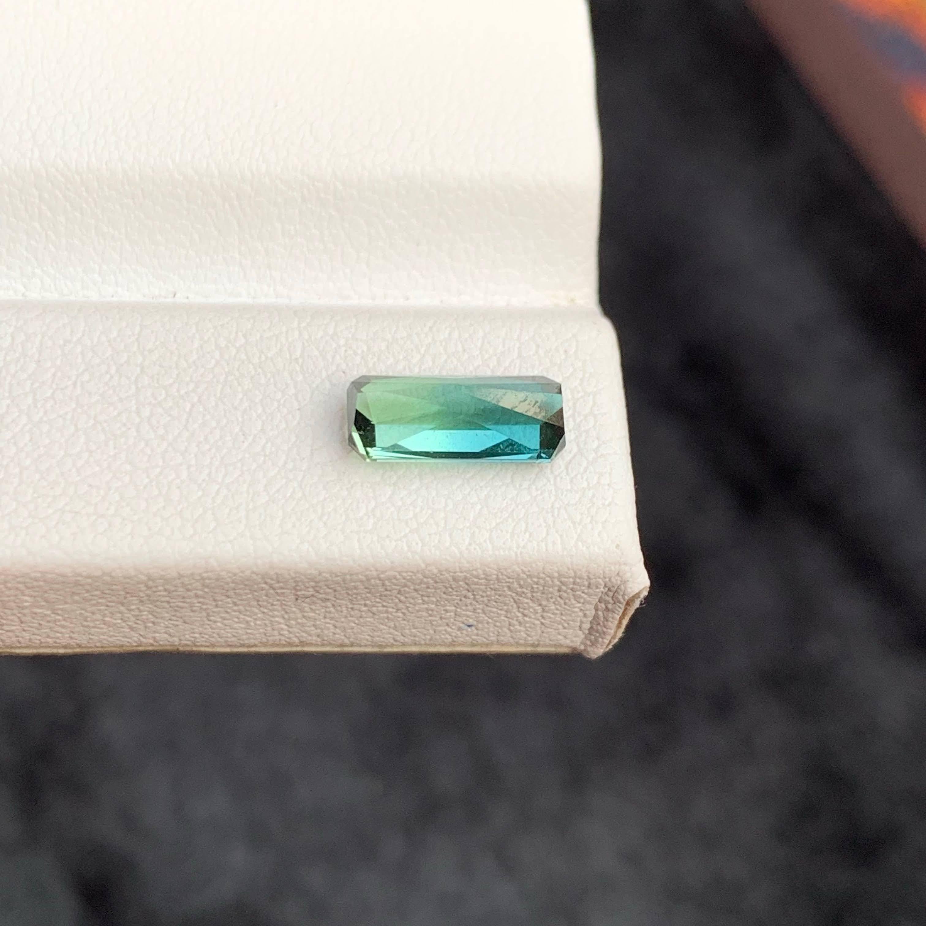 1.40 Carat Natural Loose Bi Color Tourmaline Fancy Emerald Cut Afghan Gemstone In New Condition For Sale In Bangkok, TH