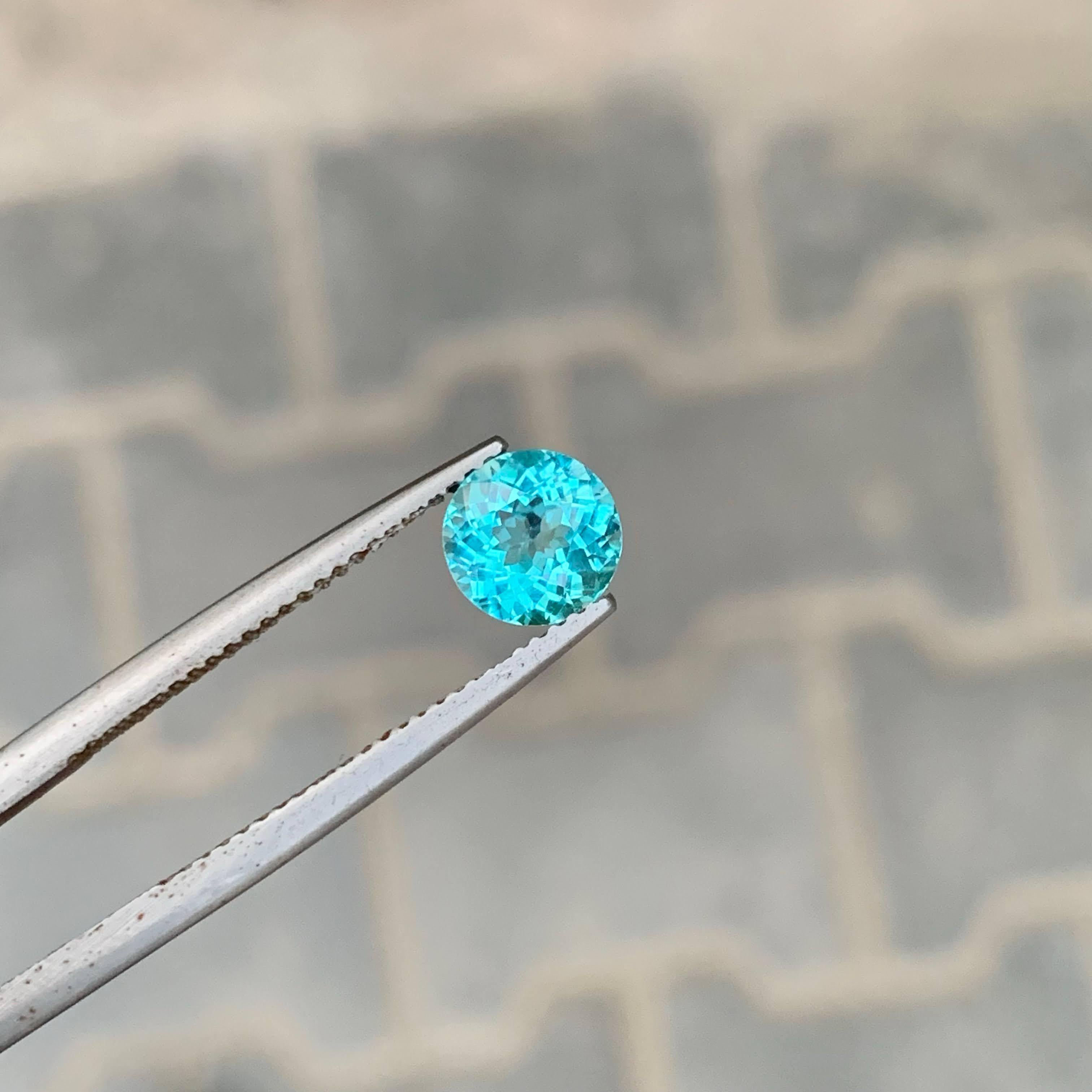 1,40 Karat Natürlicher Loser Blauer Apatit Stein Rundschliff Afrikanischer Edelstein im Angebot 4