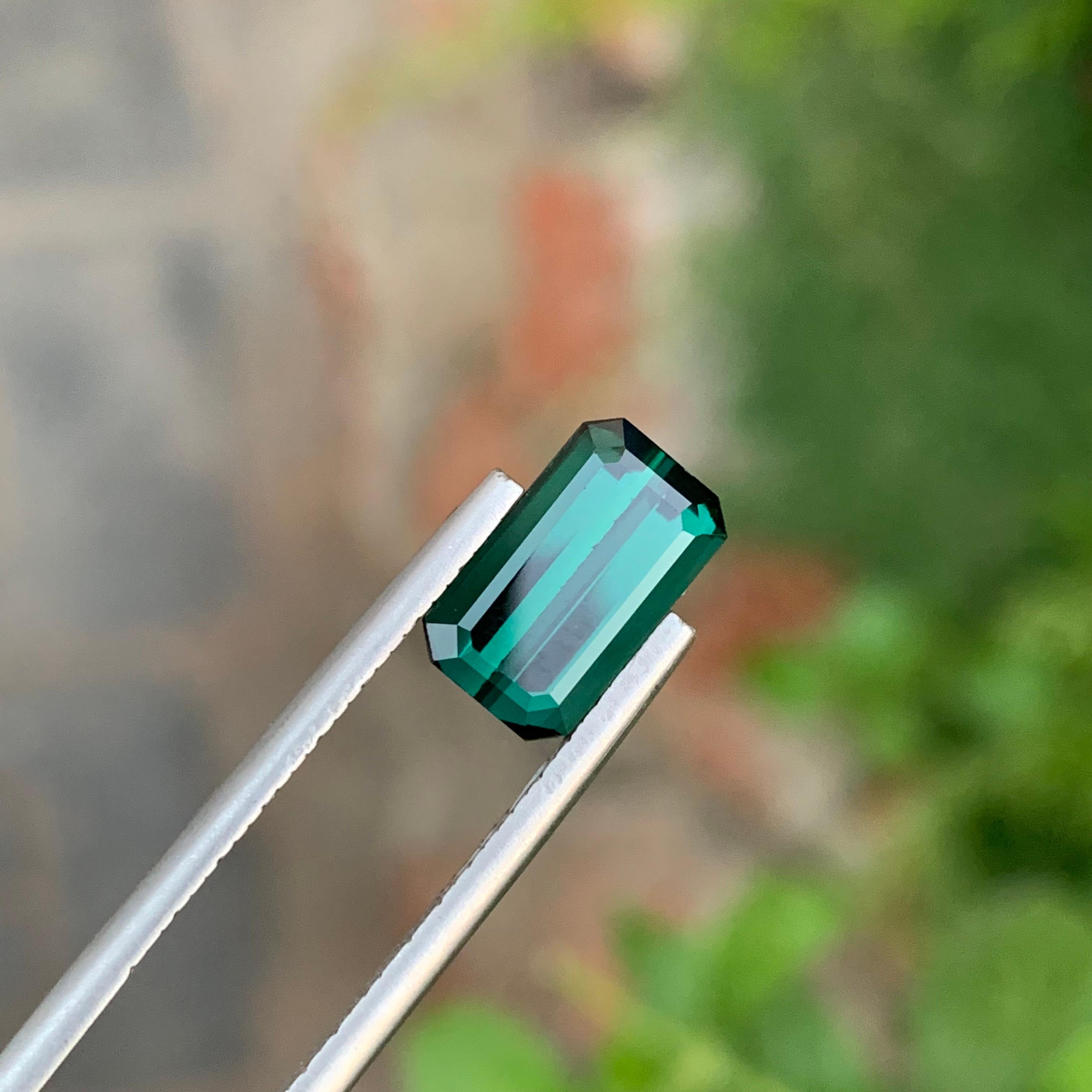 2.90 Carat Natural Loose Dark Green Tourmaline Emerald Shape Gem For Jewellery For Sale 2