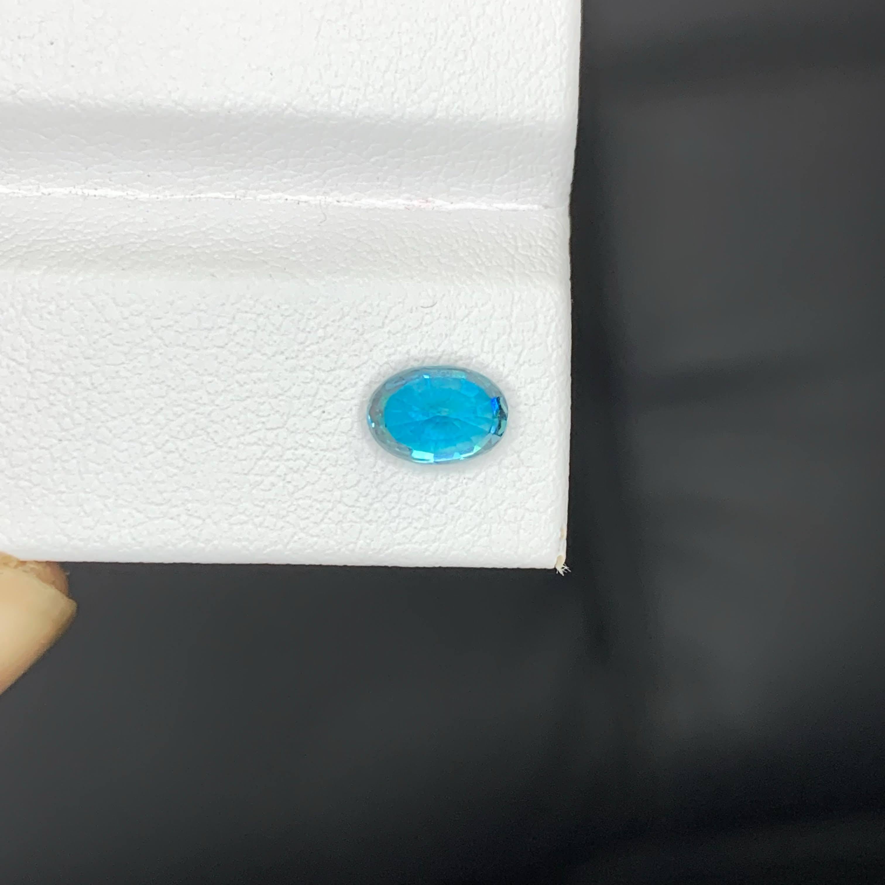 1,40 quilates de circón azul eléctrico natural suelto talla oval gema camboyana Corte oval en venta