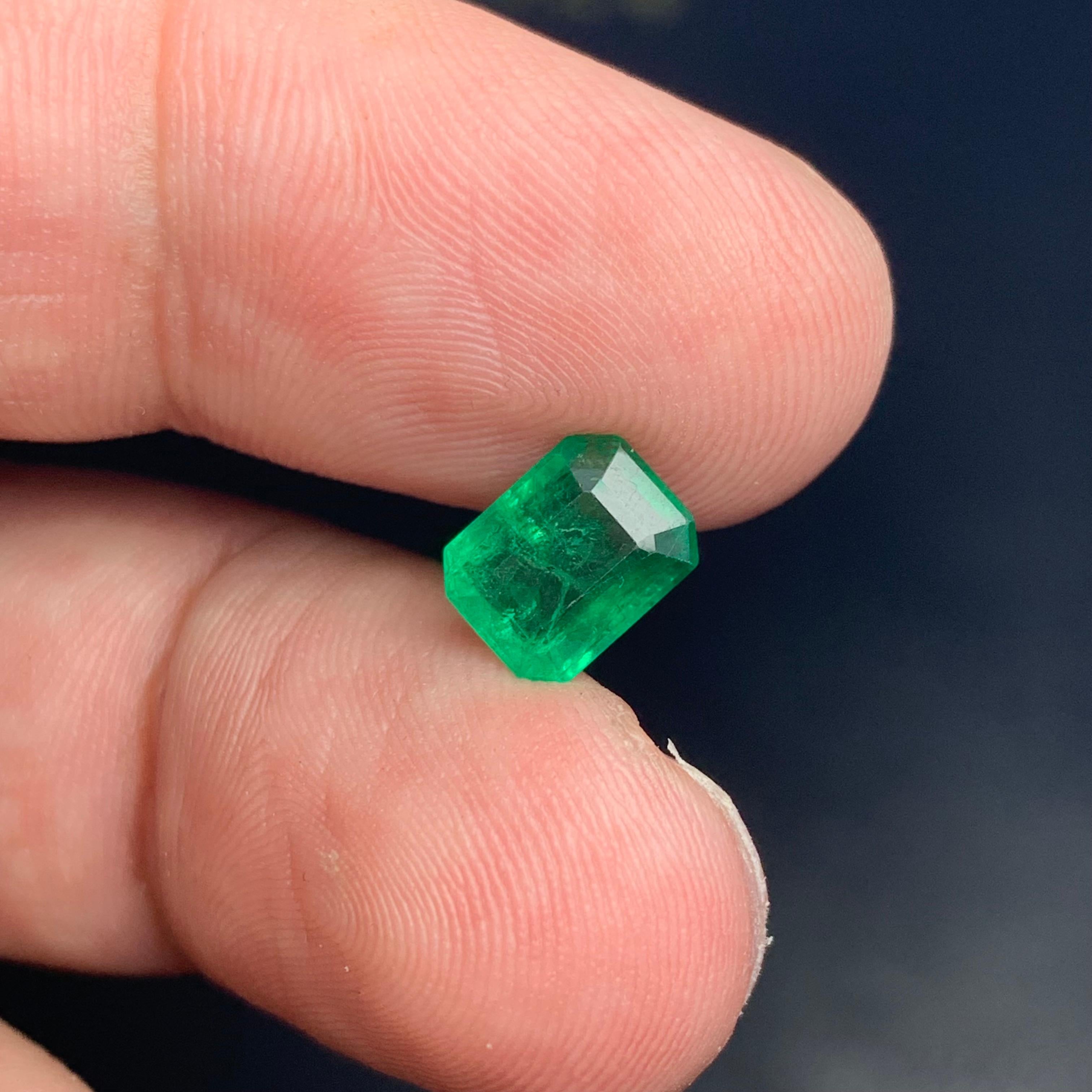 1.40 Karat natürlicher loser Smaragd Edelstein aus Sambia im Angebot 3