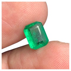 1.40 Carat Natural Loose Emerald Gemstone From Zambia