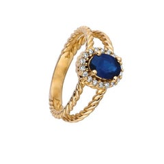1.40 Carat Natural Sapphire and Diamond Oval Ring 14 Karat Yellow Gold
