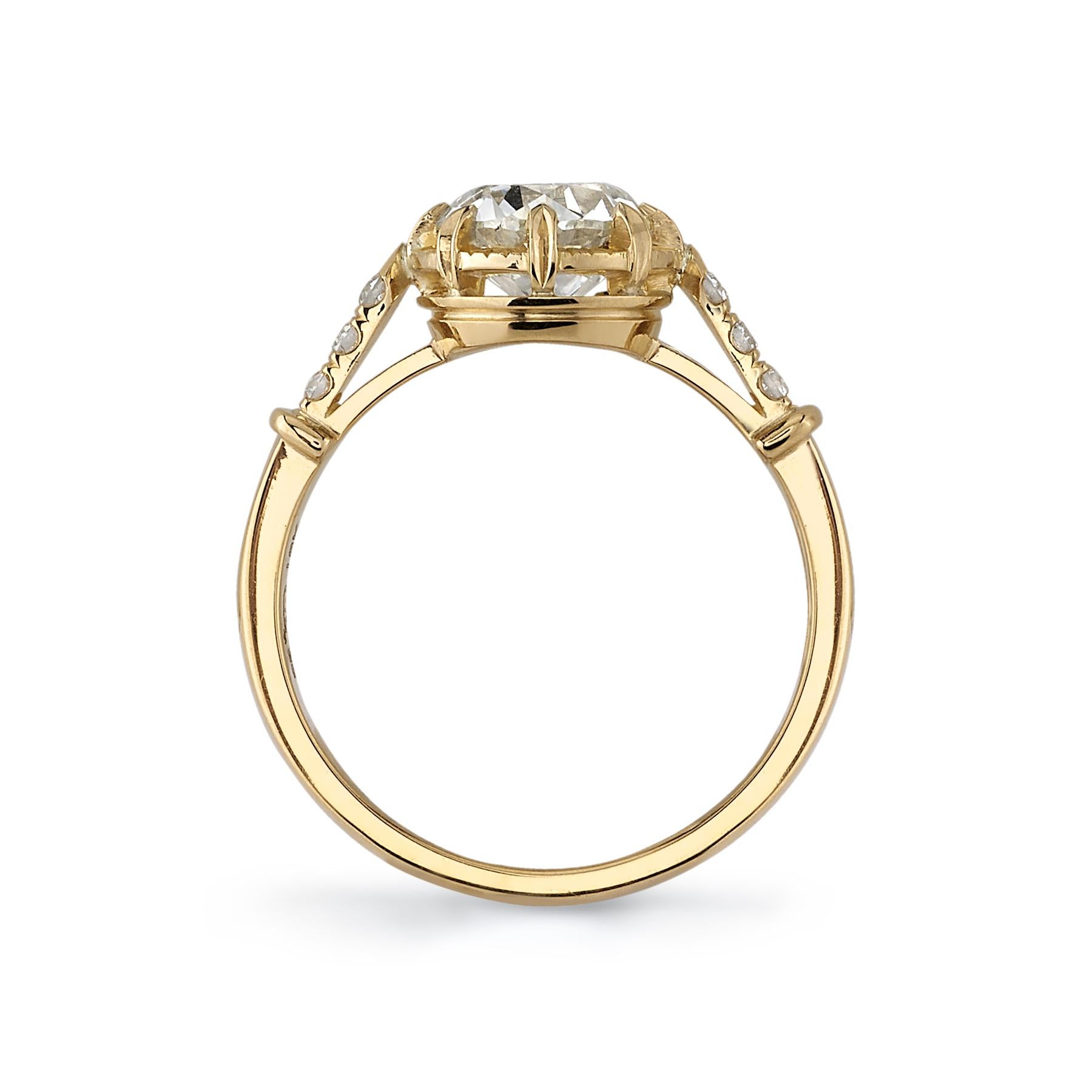 1.40 Carat Old European Cut Diamond Set in a Yellow Gold Engagement Ring In New Condition In Los Angeles, CA