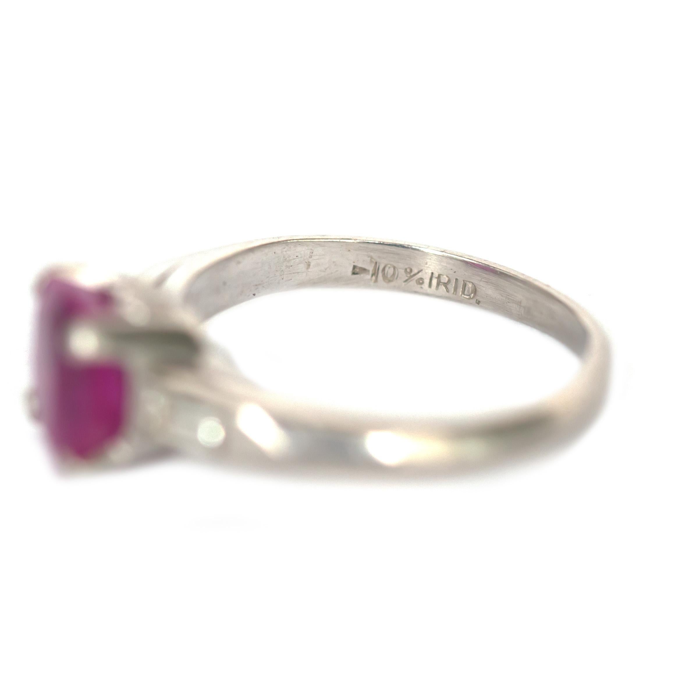 1.40 Carat Pink Sapphire Platinum Engagement Ring For Sale 1