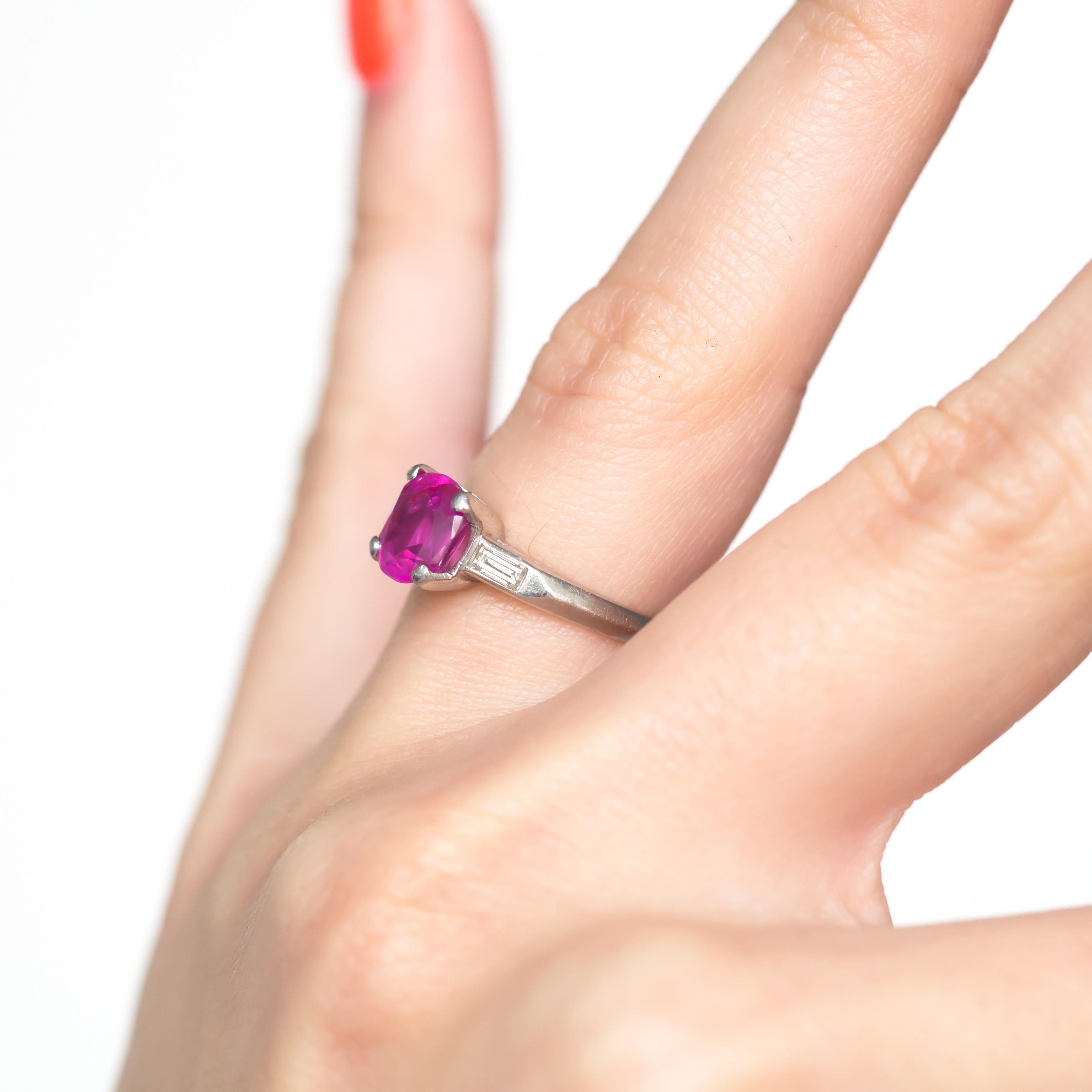 1.40 Carat Pink Sapphire Platinum Engagement Ring For Sale 3