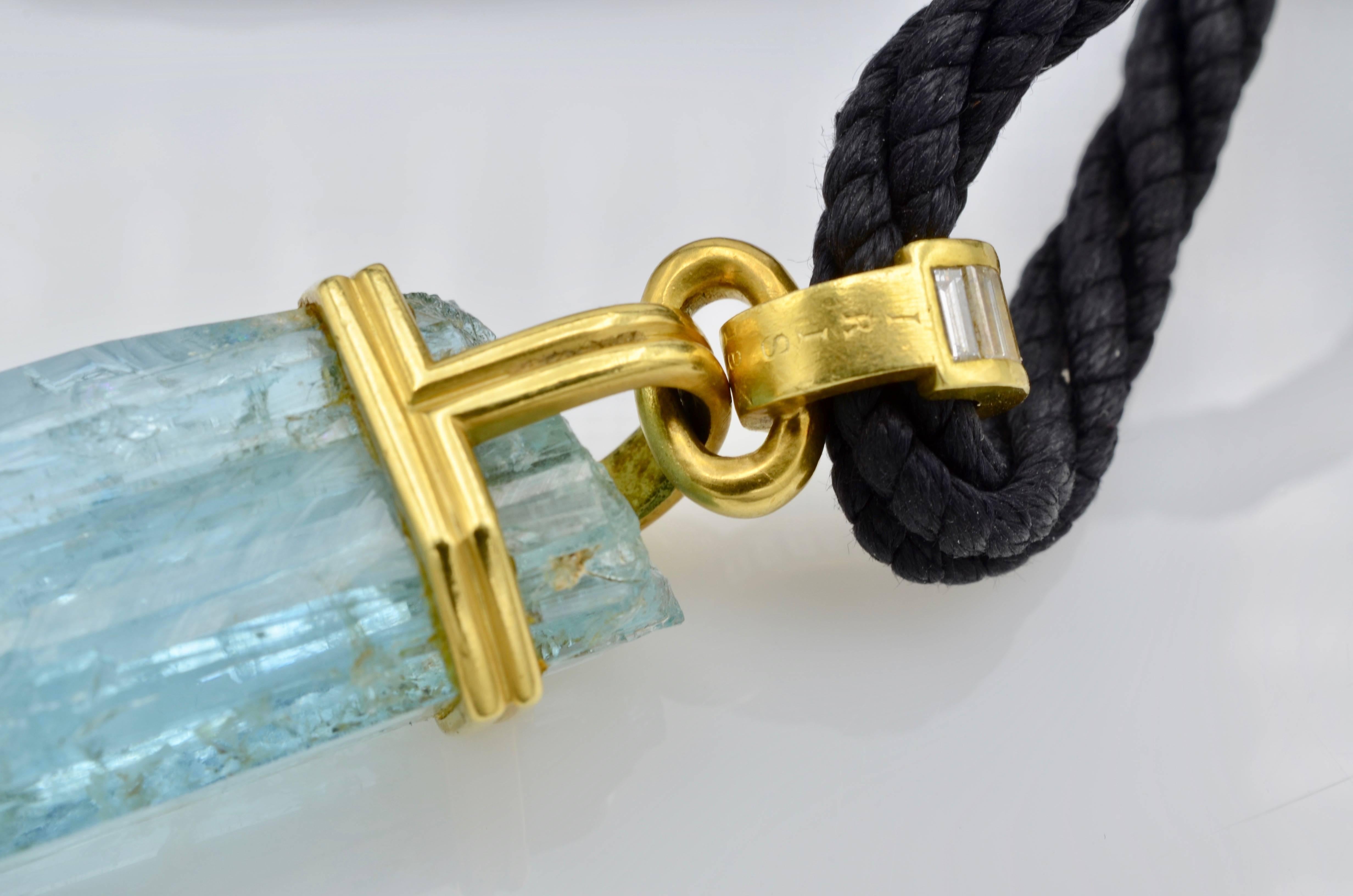 Modernist 140 Carat Rough Aquamarine and Baguette Diamond Pendant Necklace in Yellow Gold
