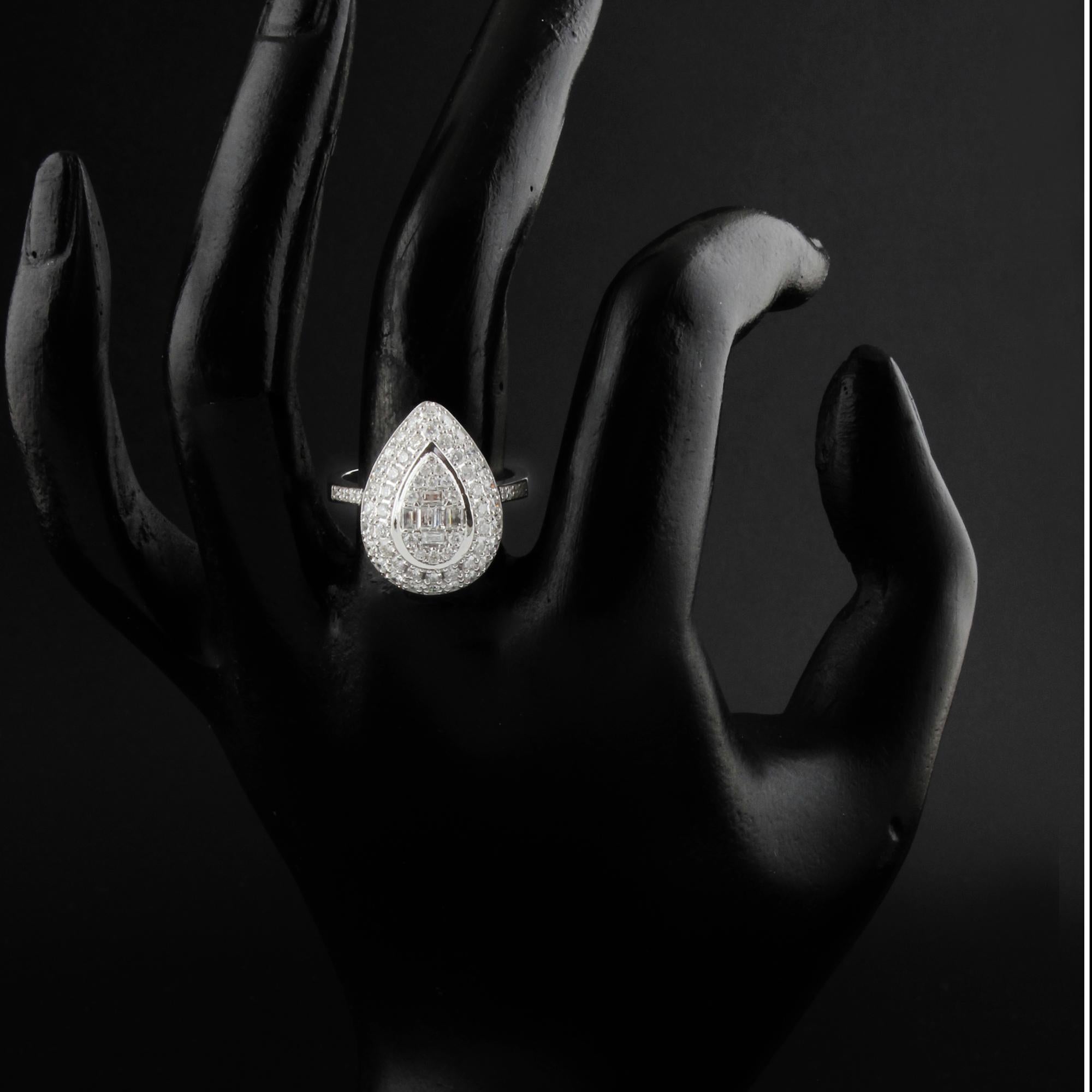 For Sale:  1.40 Carat SI Clarity HI Color Baguette Diamond Pear Ring 18 Karat White Gold 5