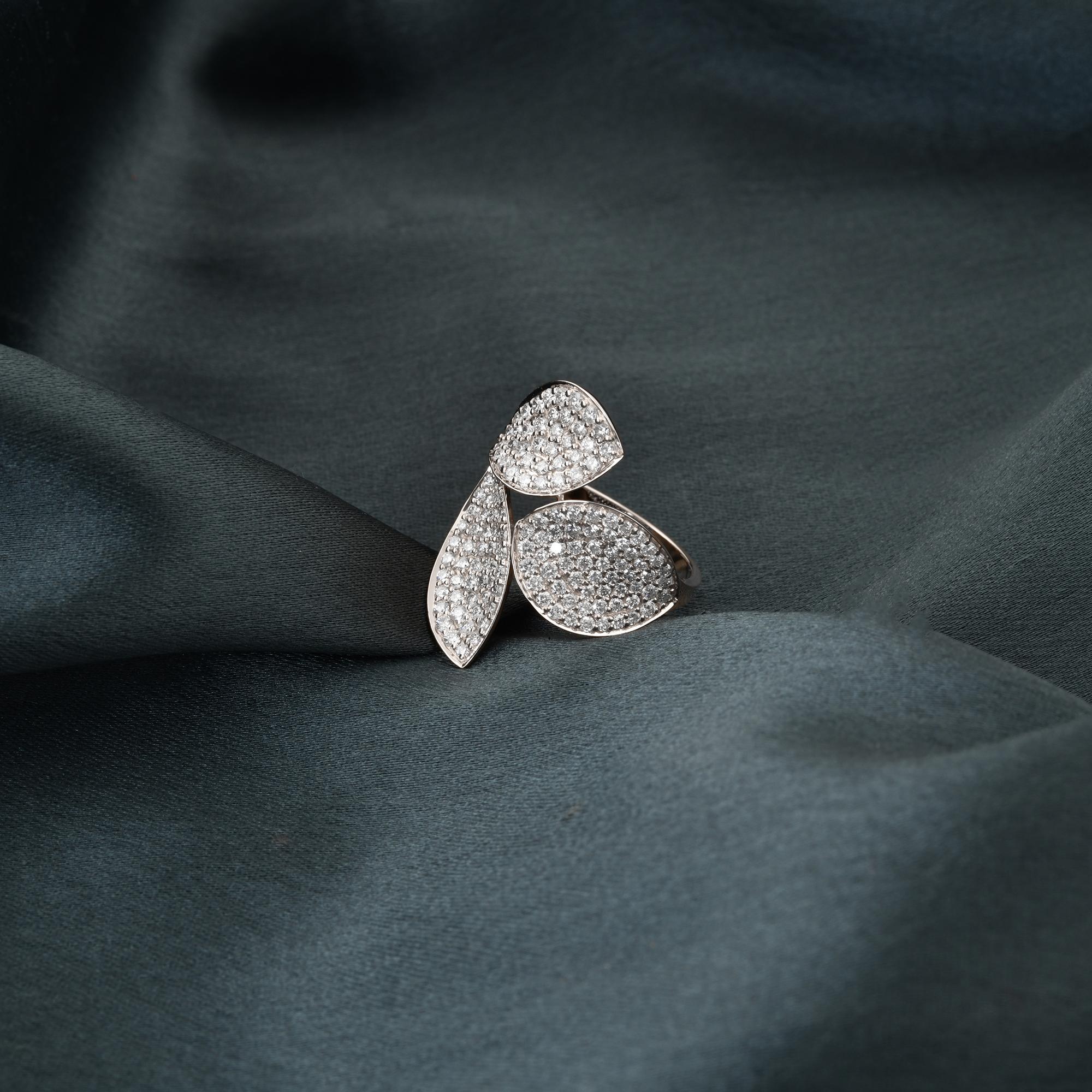 1.40 Carat SI/H Round Brilliant Cut Diamond Leaf Ring 18k White Gold Jewelry Pour femmes en vente