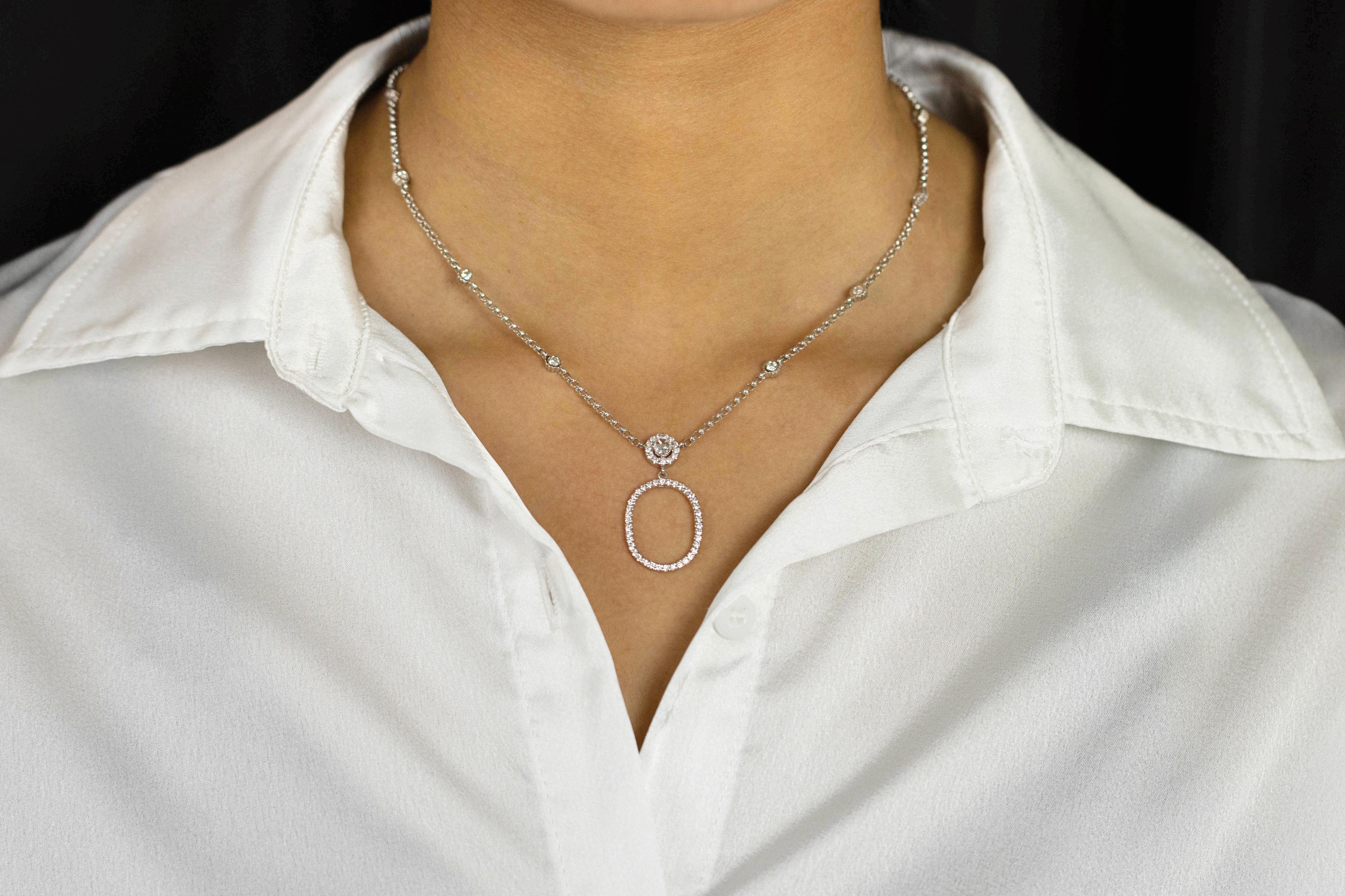 Taille ronde Roman Malakov, collier pendentif ajouré en diamants ronds brillants de 1,40 carat  en vente