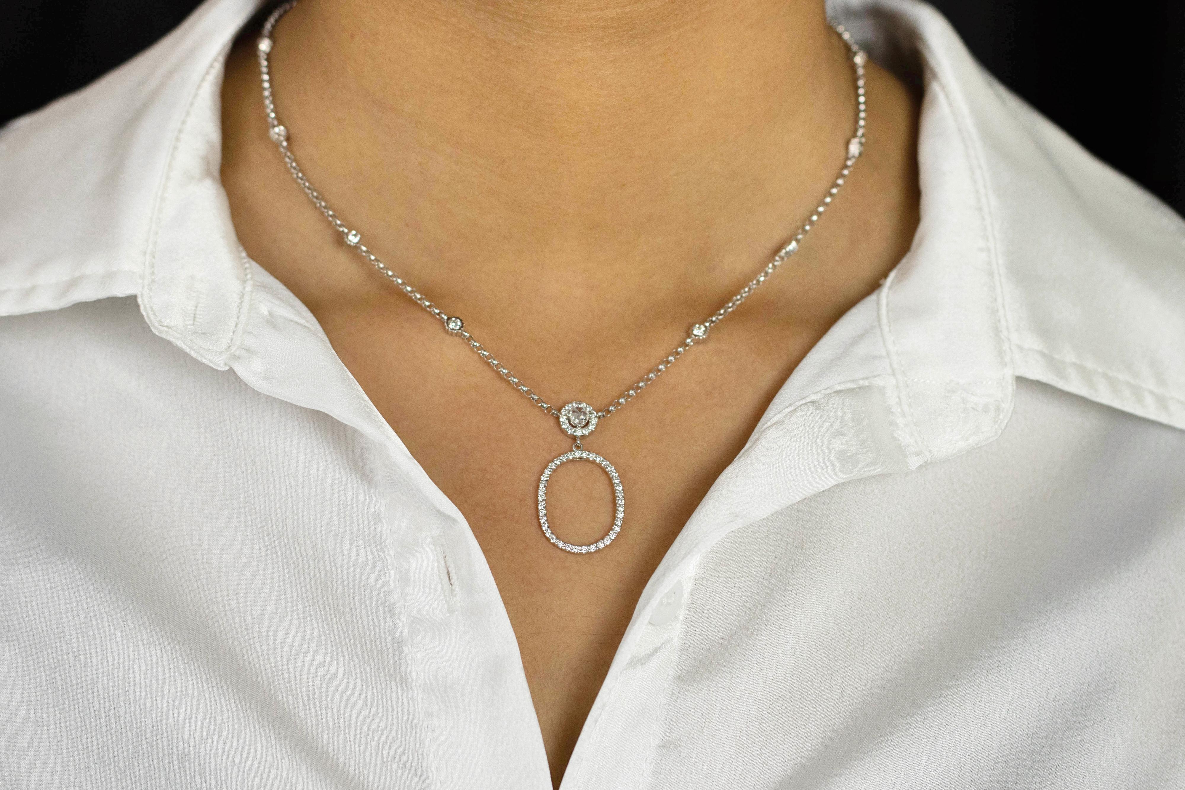 Roman Malakov, collier pendentif ajouré en diamants ronds brillants de 1,40 carat  Neuf - En vente à New York, NY