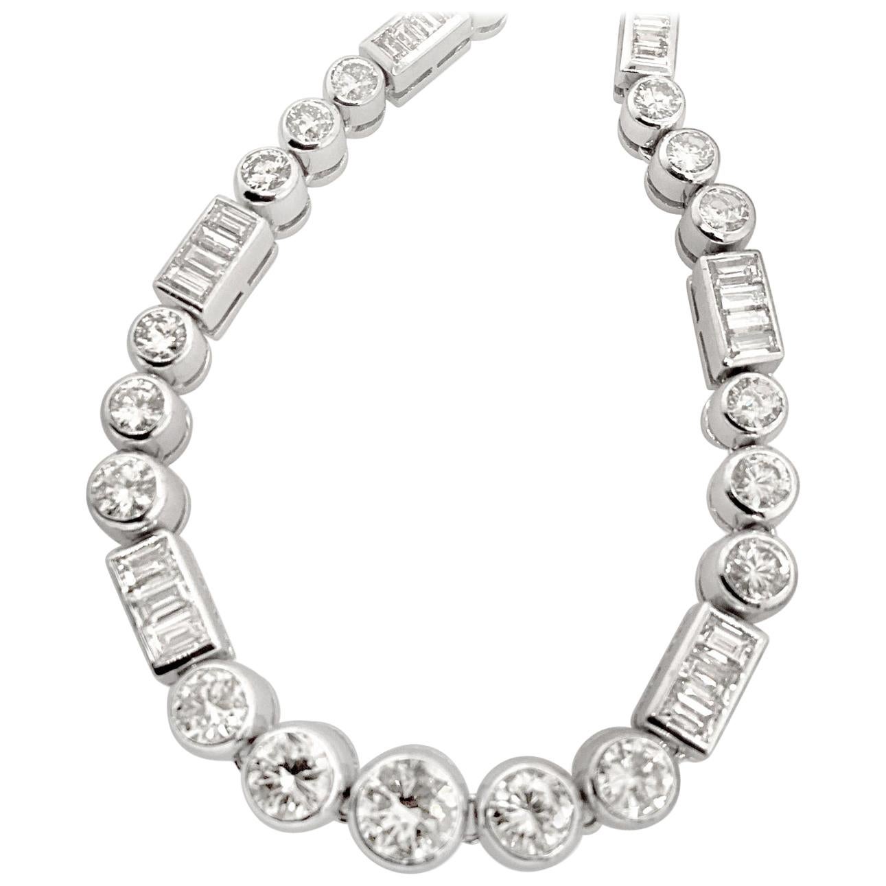 14.0 Carat 'total weight' Round and Baguette Diamond Necklace in Platinum For Sale