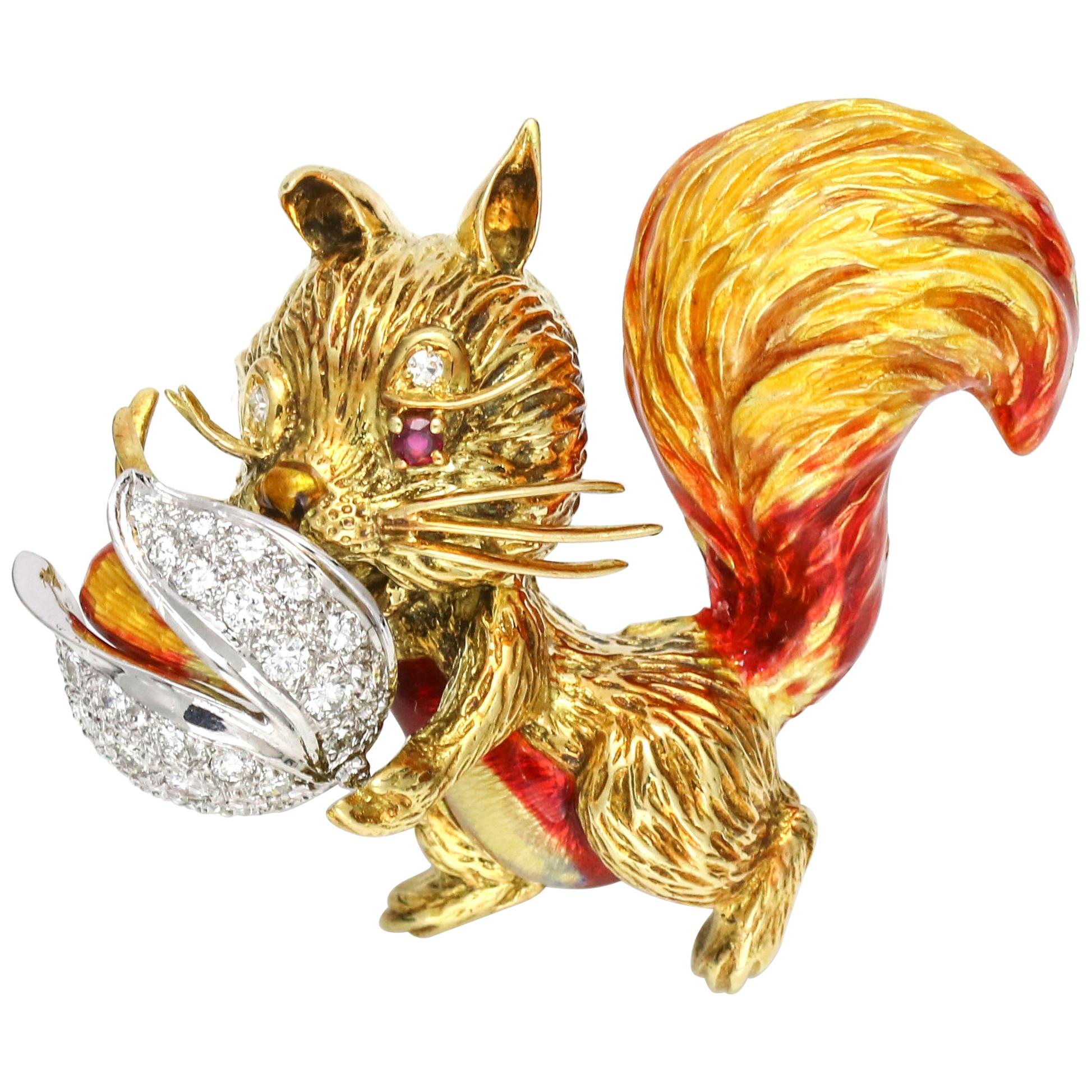 1.40 Carat 18 Karat Gold Enamel Diamond Squirrel Brooch For Sale