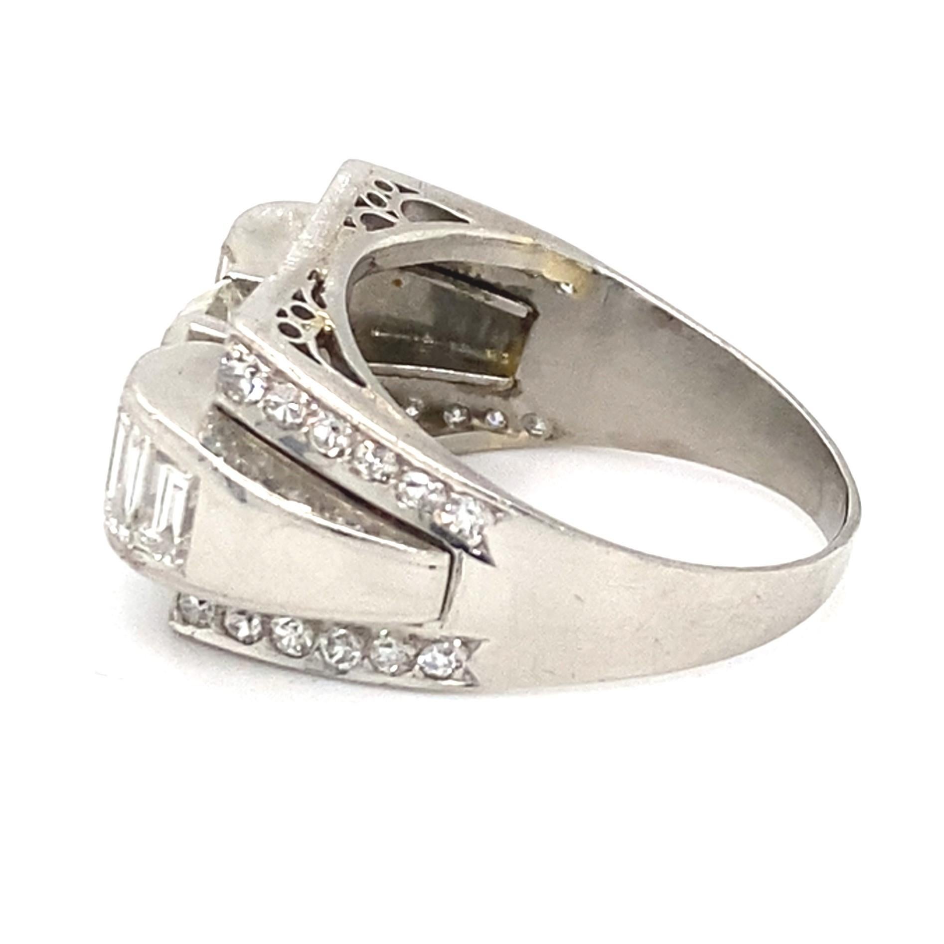 Women's or Men's 1.40 Carat Asscher-Cut Diamond Platinum Art Déco Tank Ring
