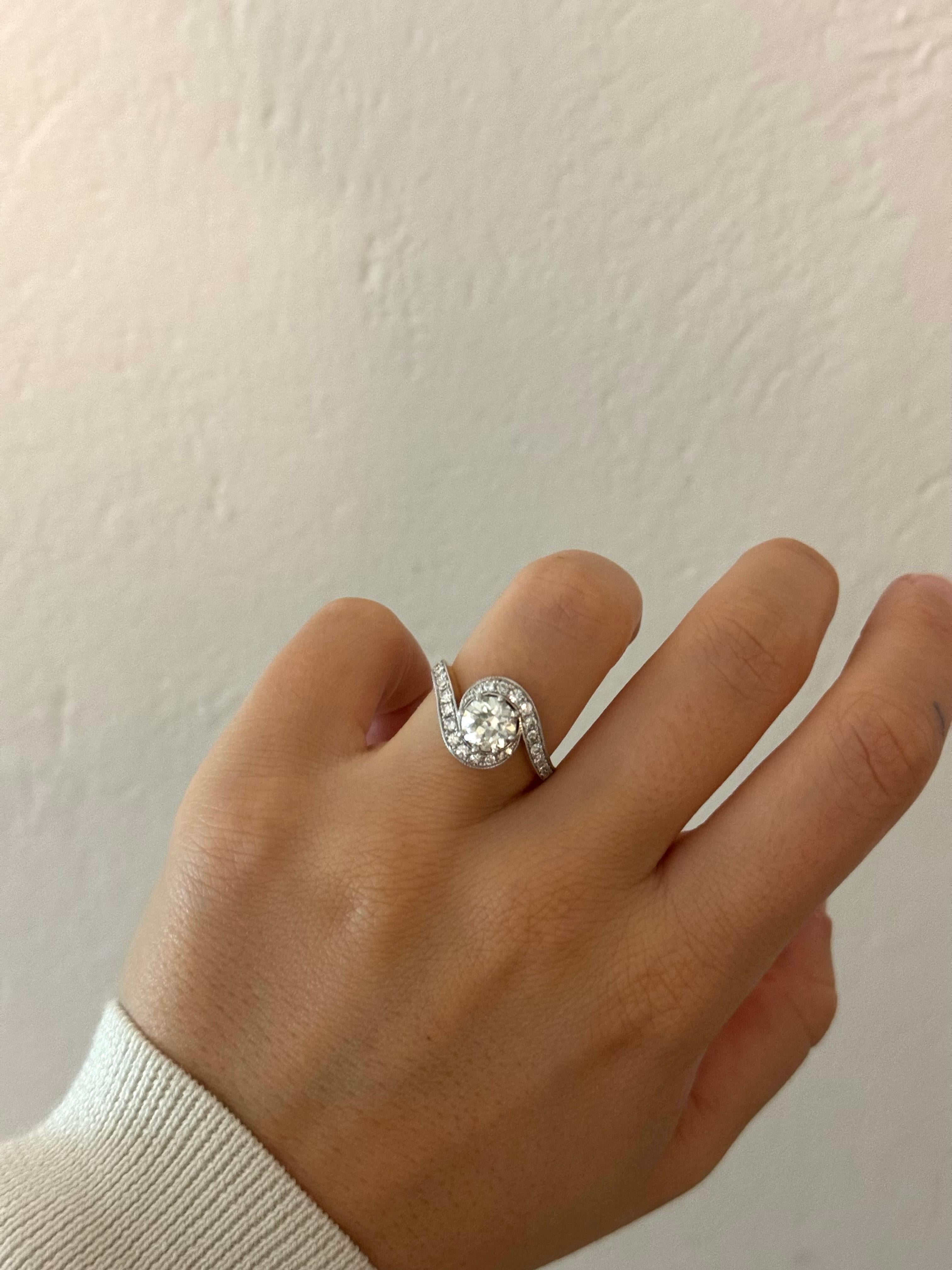 1.40 Carats Diamond tourbillon ring For Sale 1