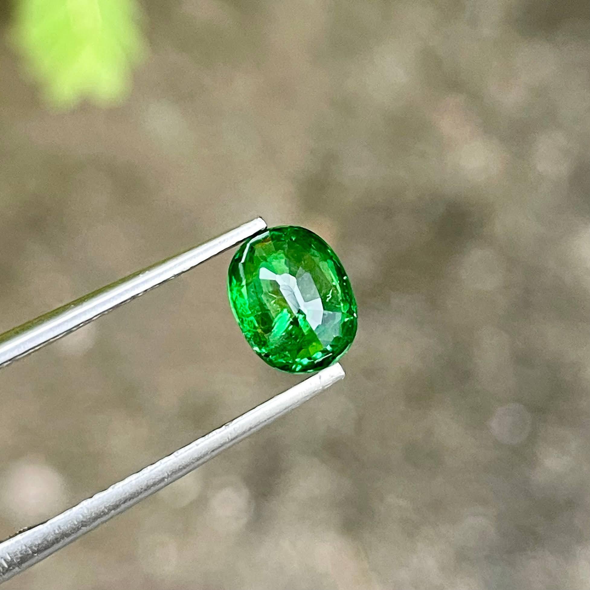 1.40 carati di Greene & Greene Stone Taglio ovale Gemma del Kenya In condizioni Nuovo in vendita a Bangkok, TH