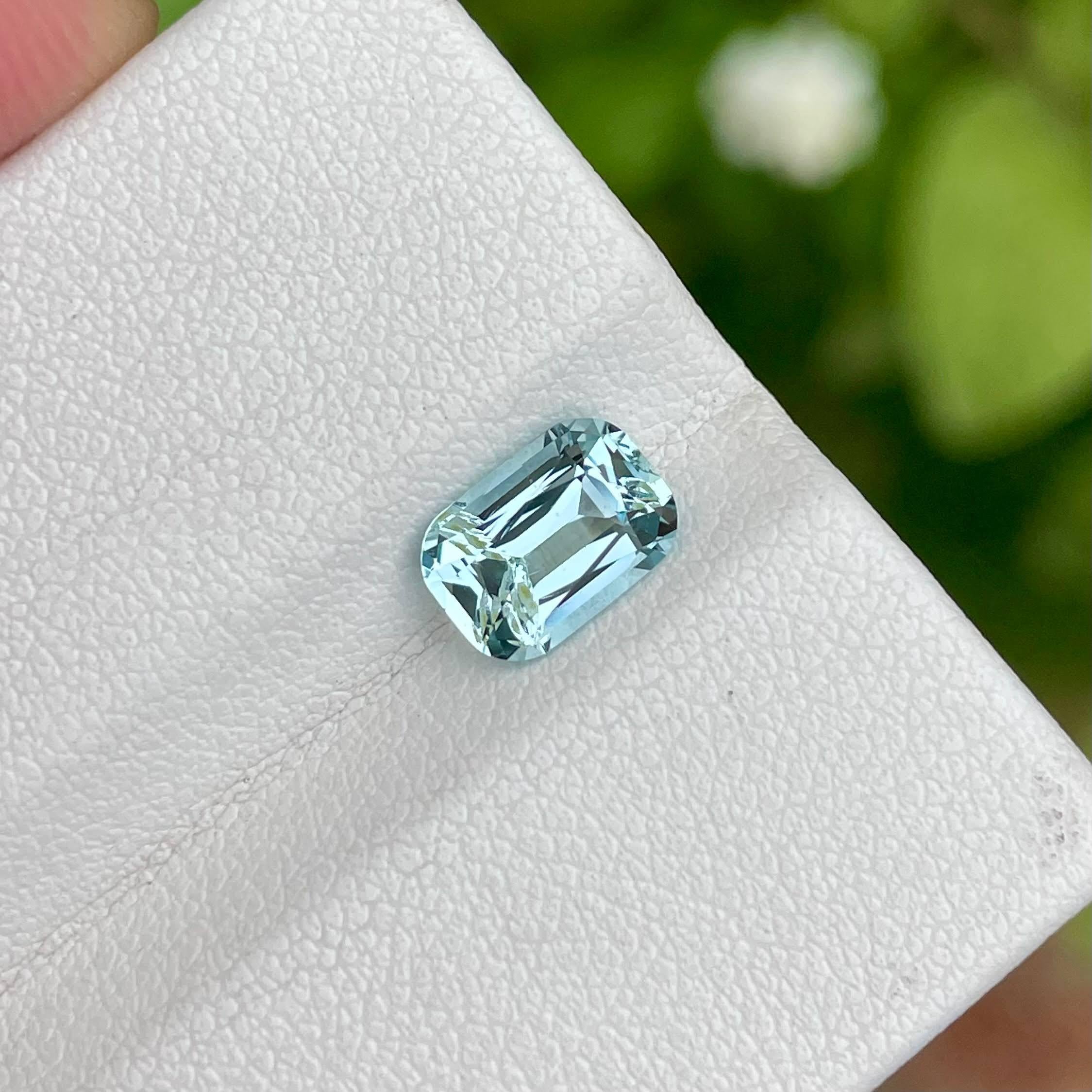 1.40 Carats Light Blue Aquamarine Cushion Cut Natural Pakistani Gemstone In New Condition For Sale In Bangkok, TH