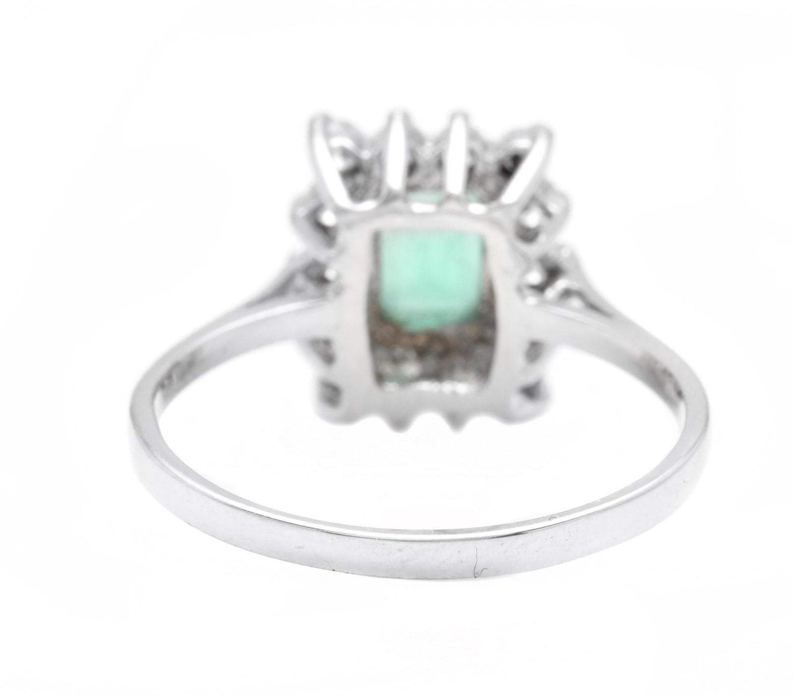 1.40 Carats Natural Emerald and Diamond 14K Solid White Gold Ring In New Condition For Sale In Los Angeles, CA