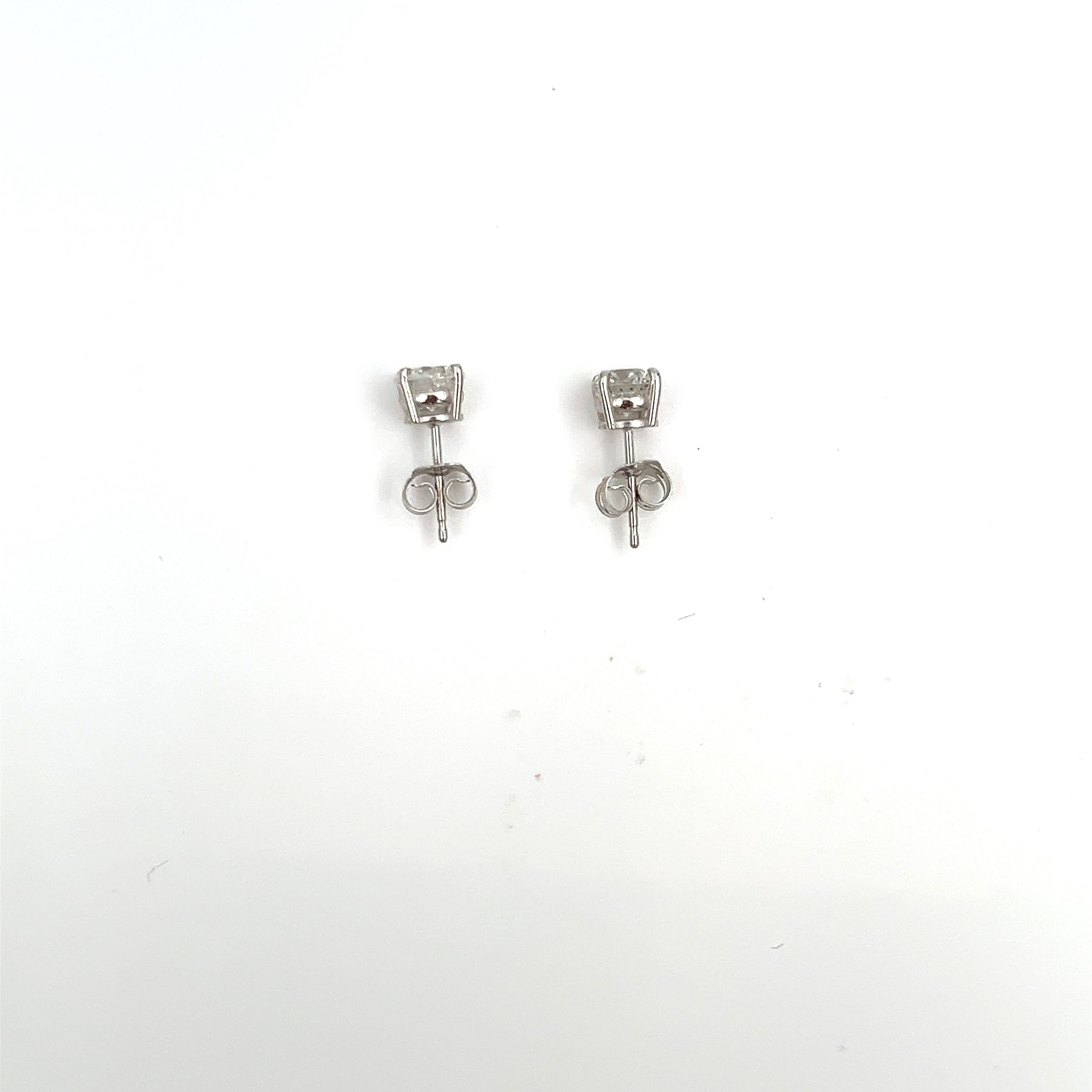 Boucles d'oreilles en diamant de 1.40 ct  Unisexe en vente