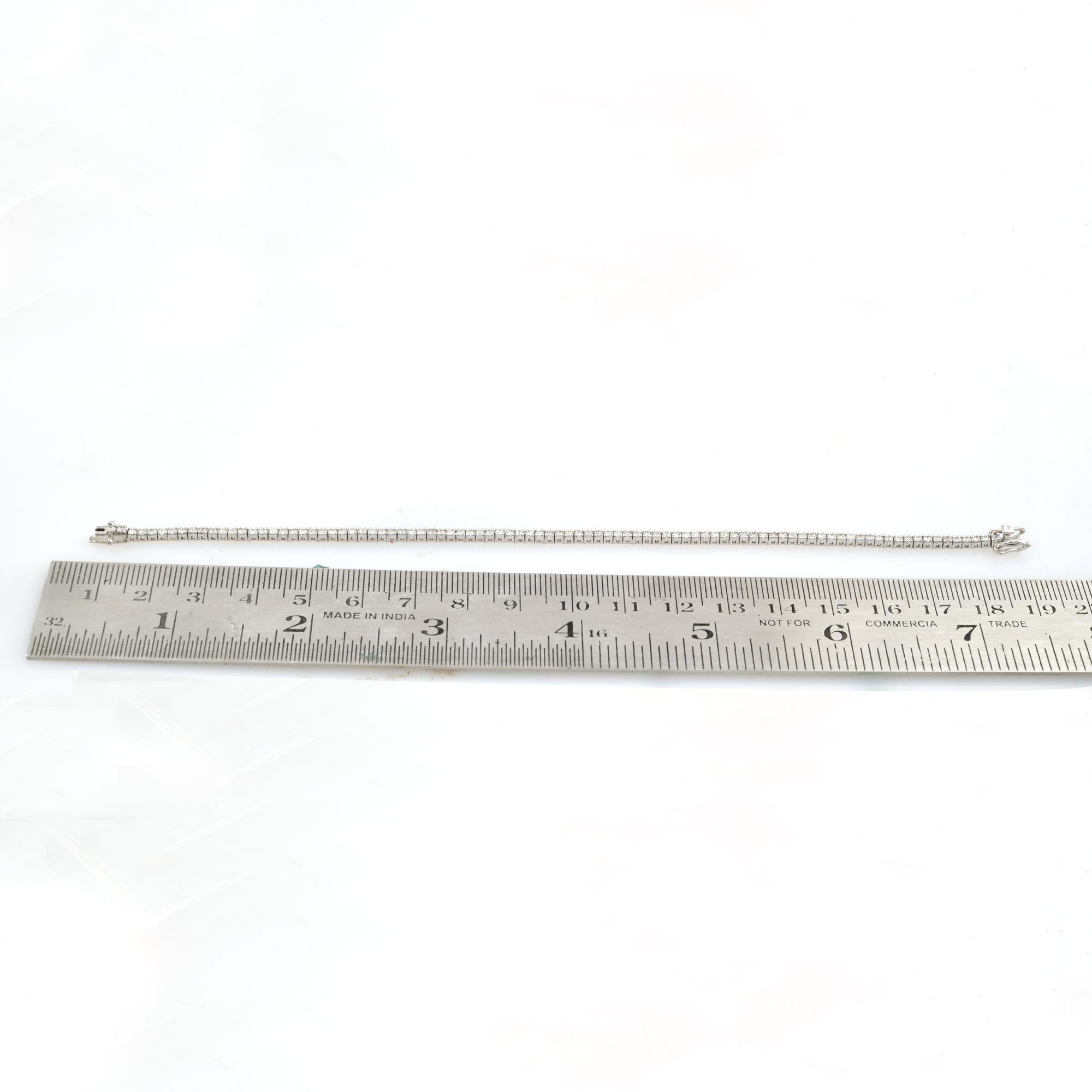 1.40 Ct SI Clarity HI Color Diamond Tennis Bracelet 10 Karat White Gold Jewelry In New Condition For Sale In Diera, Dubai