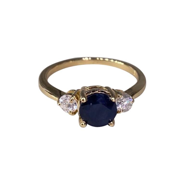 1.40 Carat Natural Sapphire Diamond 18 Karat Yellow Gold Ring For Sale