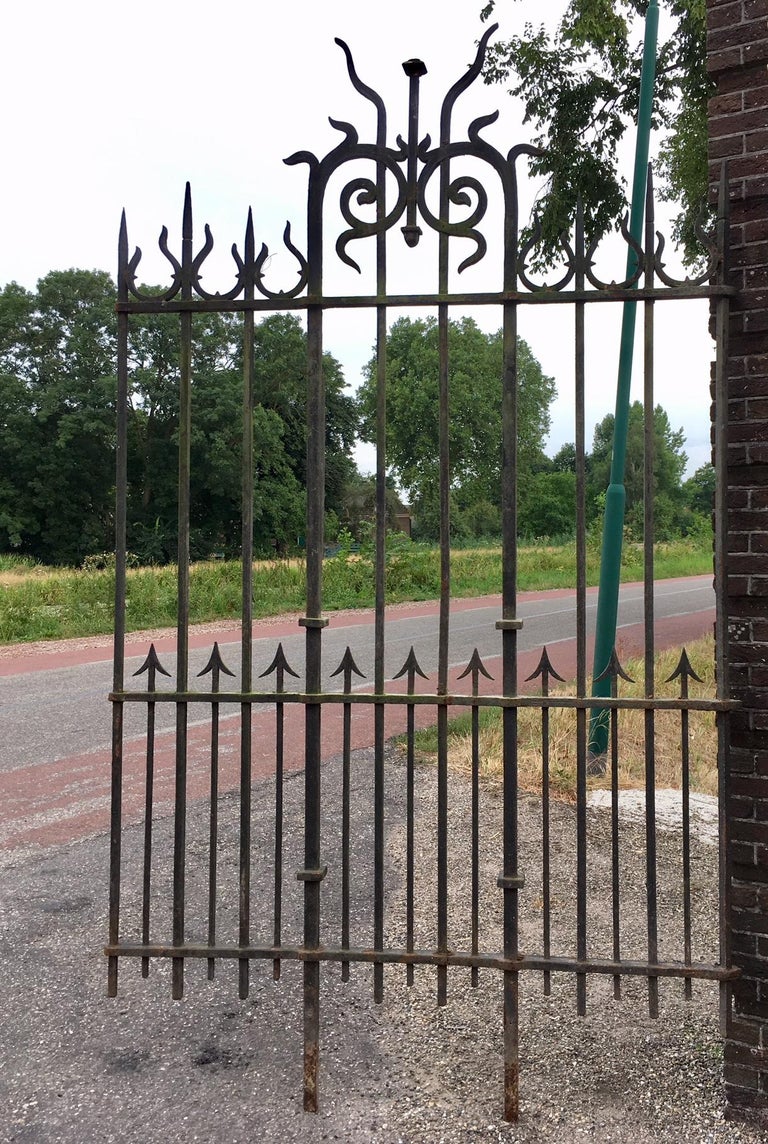 140 meters of Antique Wrought Iron Fencing For Sale at 1stDibs