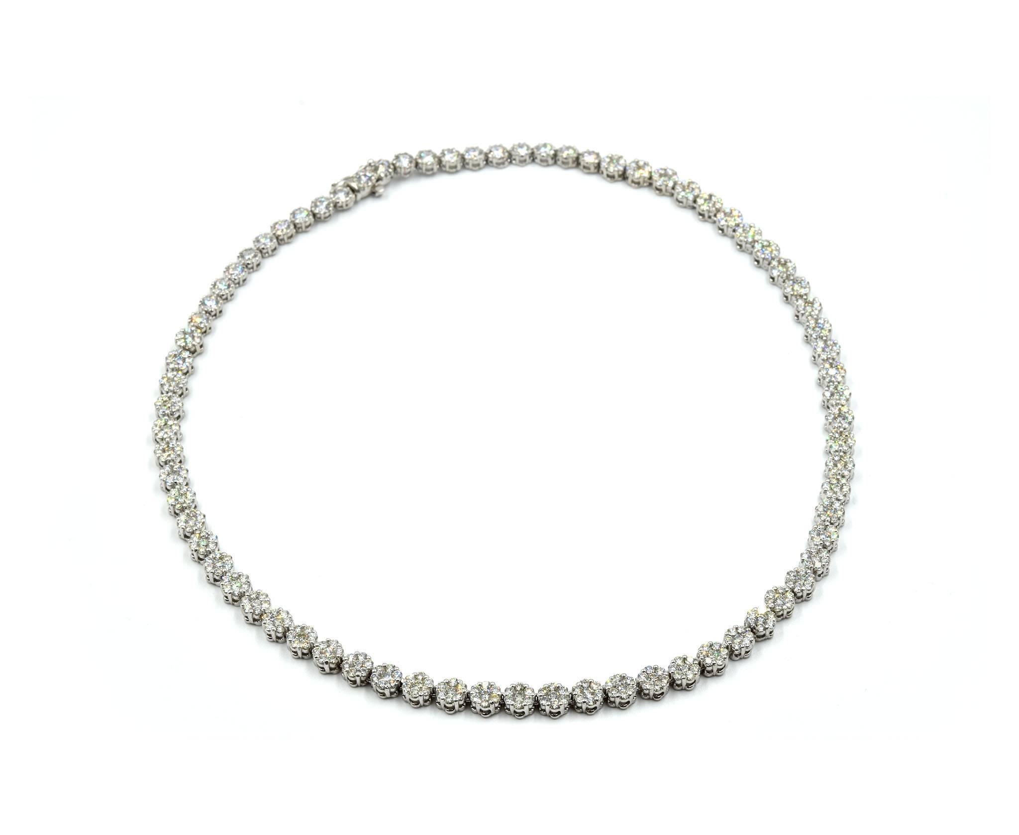 Women's 14.00 Carat Round Diamond Cluster In-Line Necklace 14 Karat White Gold