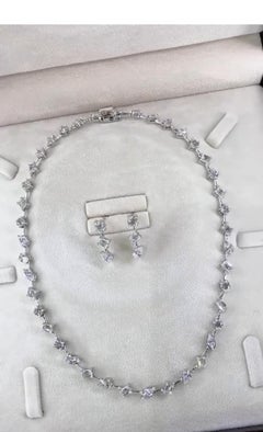 14.00 Carats Mixed Shape Diamonds 18K Gold Necklace/Choker  Earrings