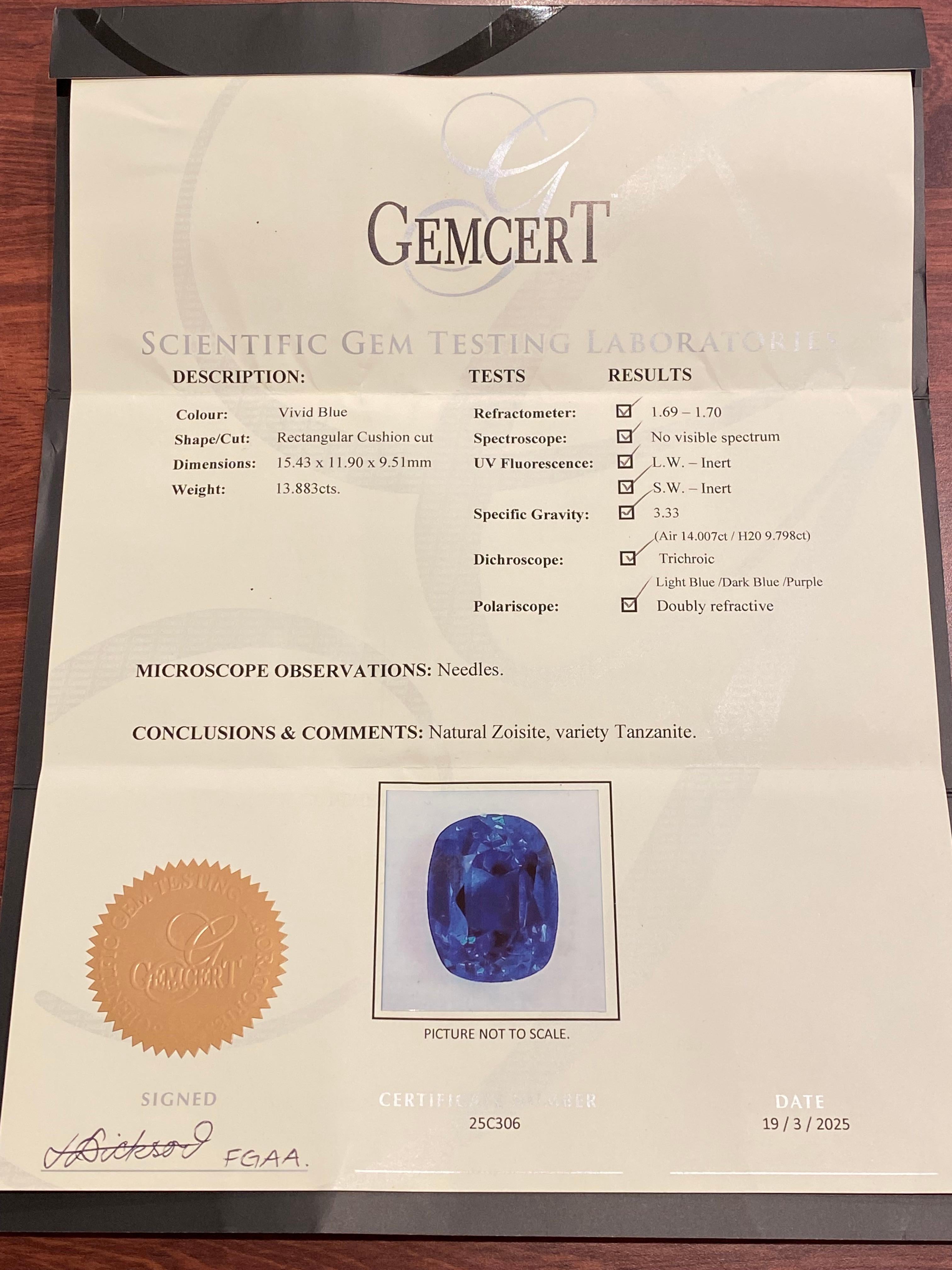 Anillo de cóctel de oro de 18 quilates con tanzanita natural (certificada) azul intenso de 14,00 ct. en venta 4