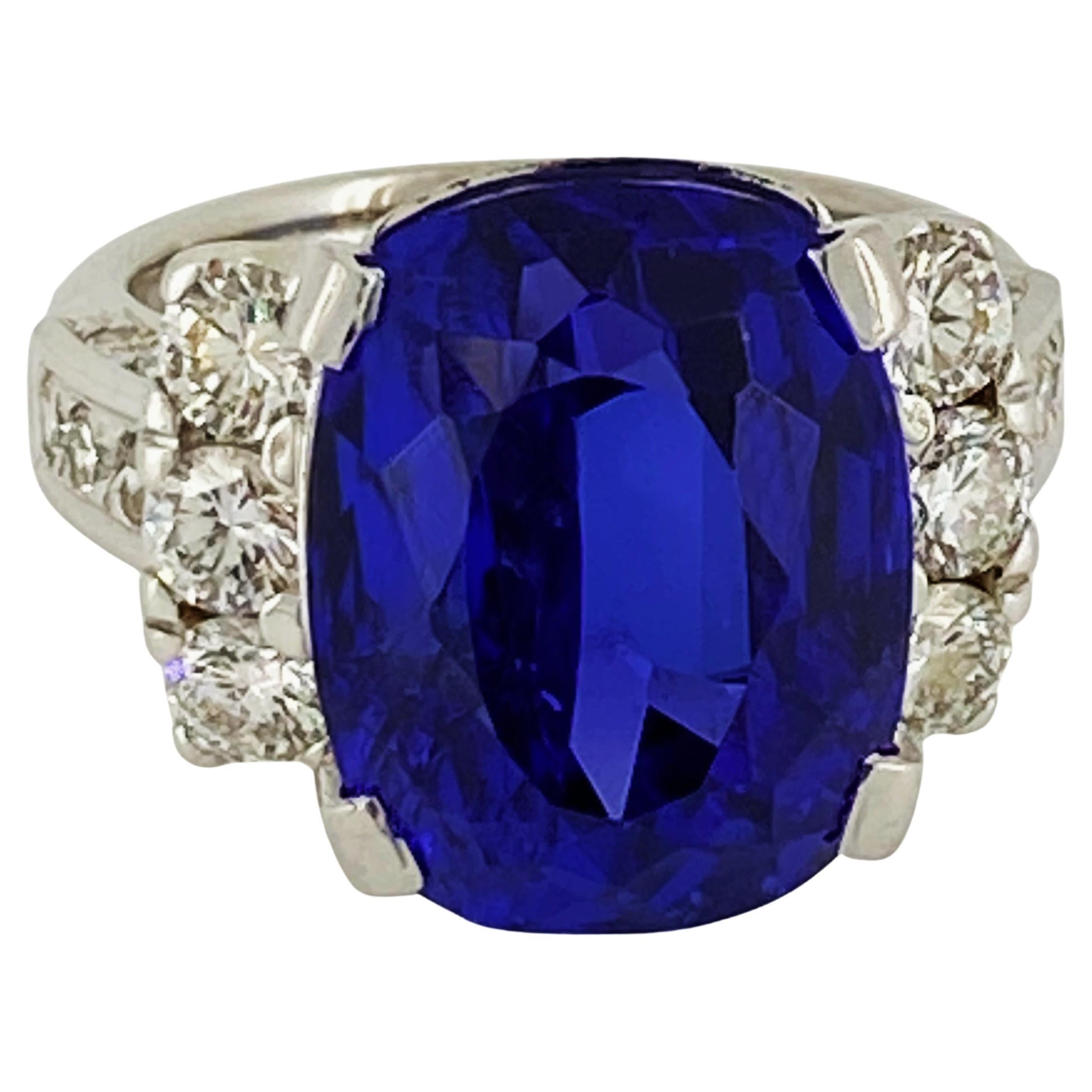 14.00ct Vivid Blue Natural Tanzanite (certified) Diamond 18K Gold Cocktail Ring.