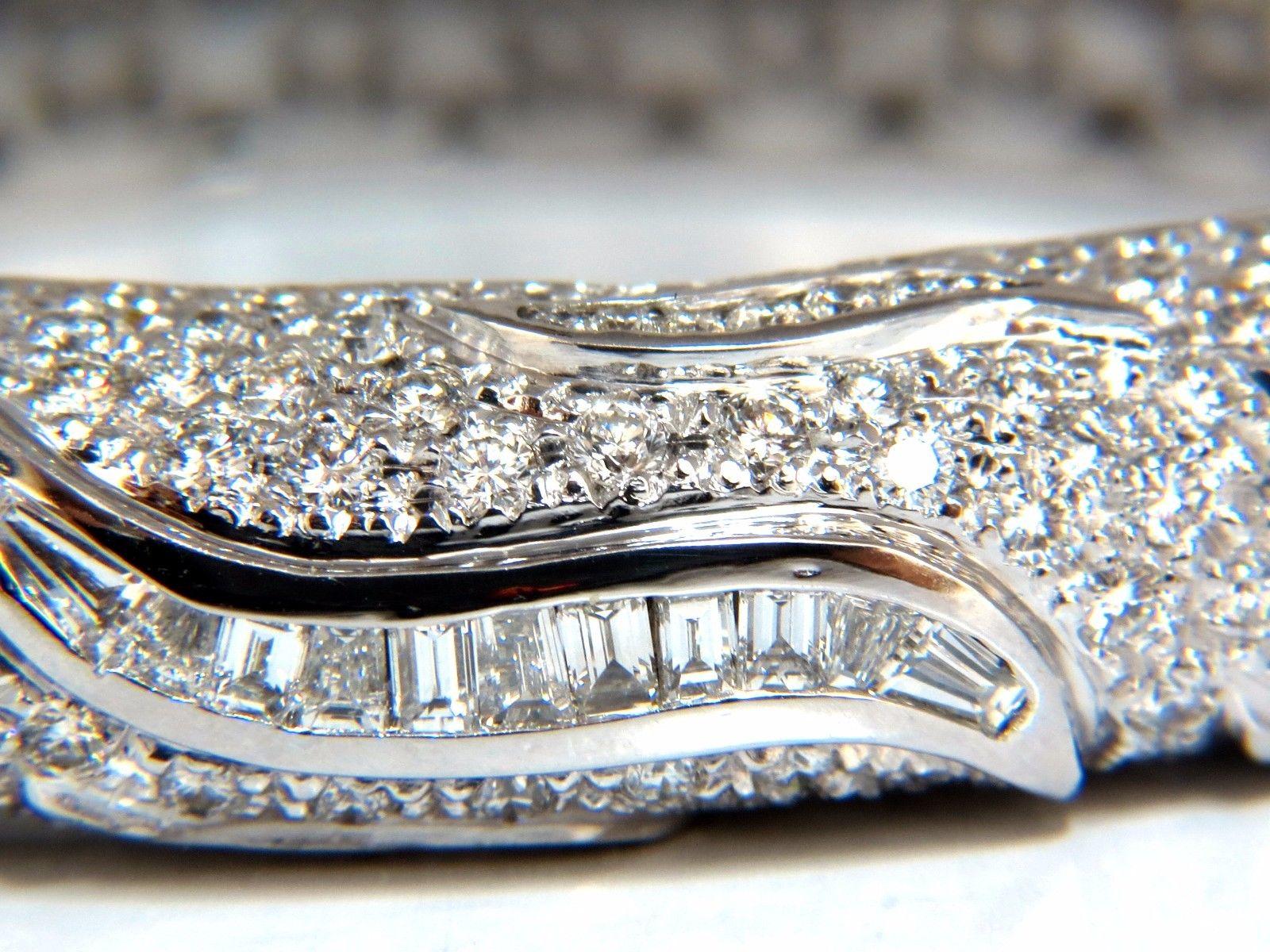 Bracelet jonc d'éternité 18 carats incrusté de diamants naturels de 14,02 carats en vente 4