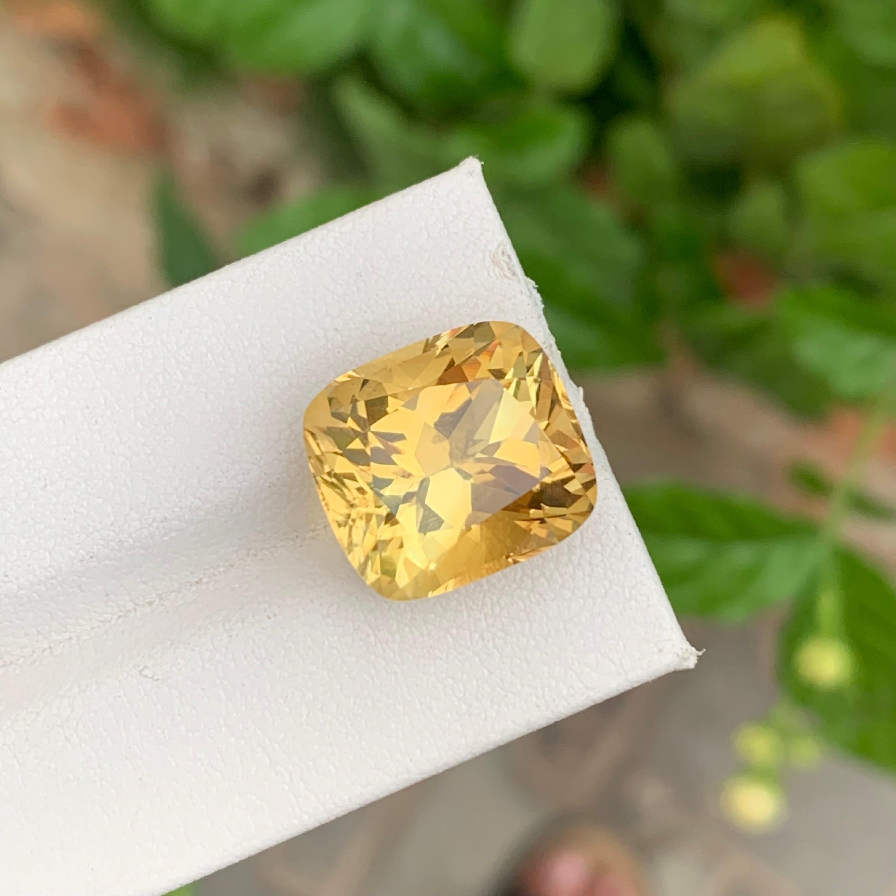 14,05 Karat natürlicher loser Citrin in Kissenform in Kissenform für die Schmuckherstellung (Arts and Crafts) im Angebot