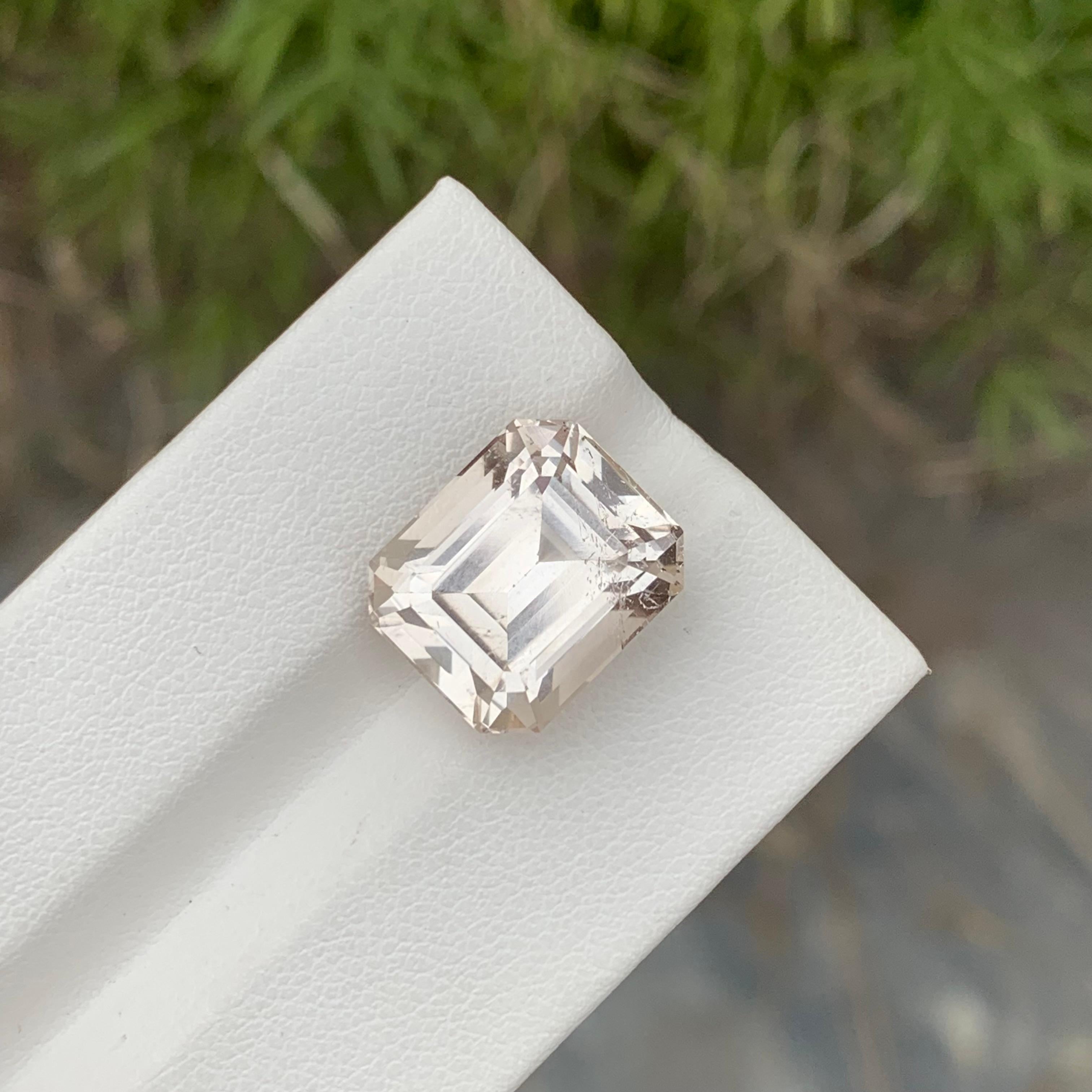 14.05 Carat Natural Loose Golden Topaz Asscher Cut Gem For Necklace For Sale 4