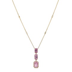 Collana in oro giallo con Kunzite e diamanti da 14.05 carati