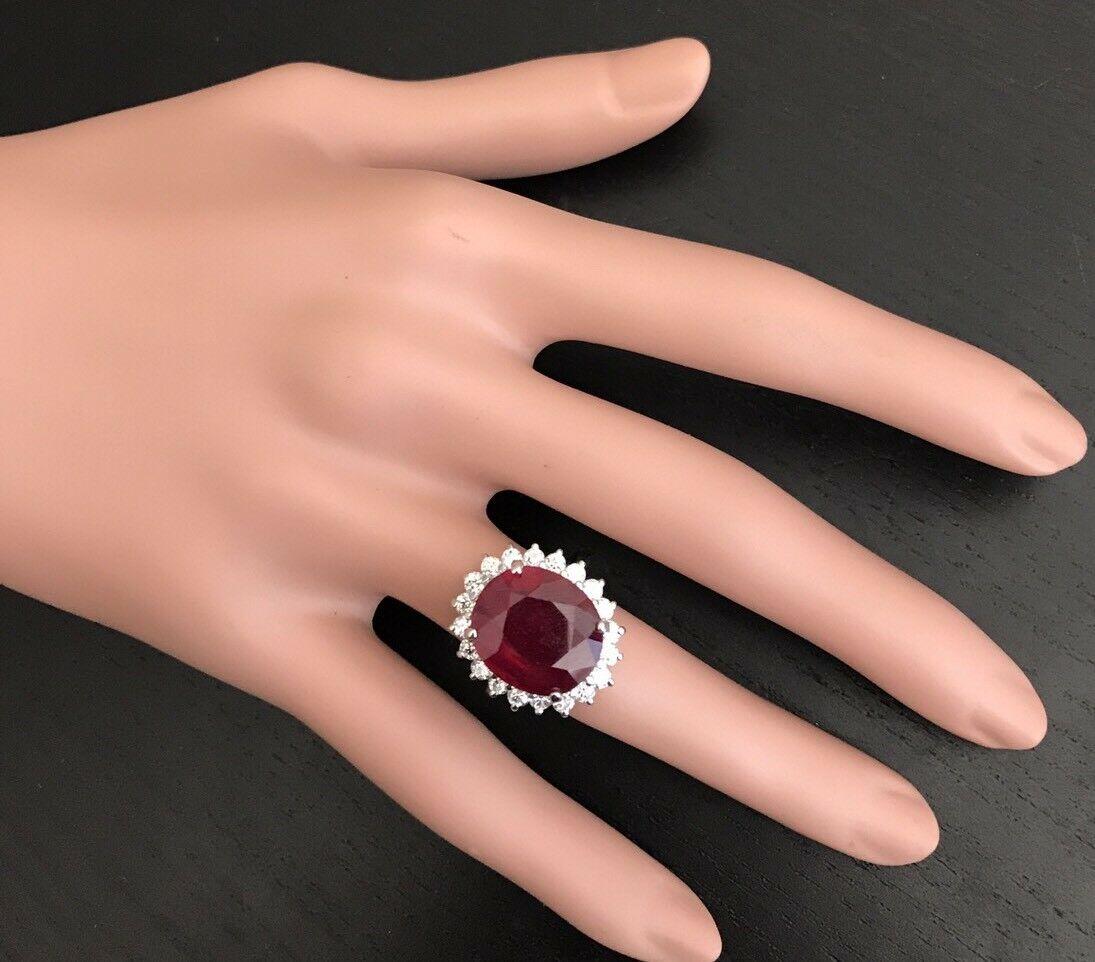 Anillo de oro blanco macizo de 14,05 quilates de rubí rojo y diamante natural de 14k en venta 2