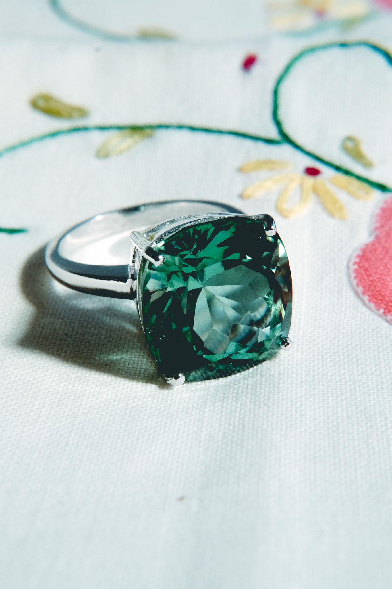 14.06 Green Tourmaline Solitaire Ring-Cushion Cut-18KT White Gold-GIA Certified For Sale 3