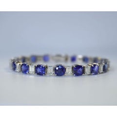 14.07 ct Sapphire Tennis Bracelet 18K White Gold