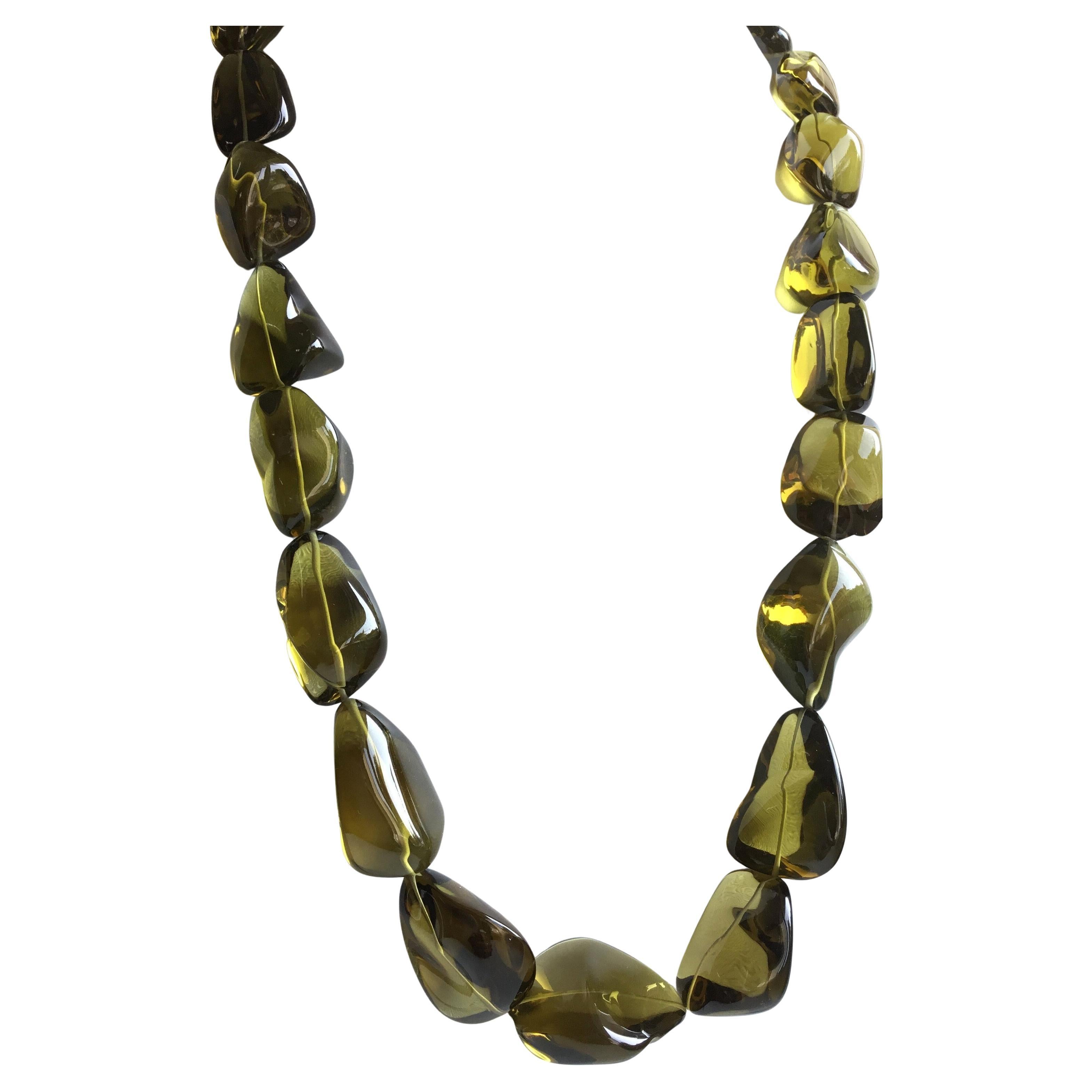 Collier de perles de quartz olive de qualité supérieure de 1407.25 carats